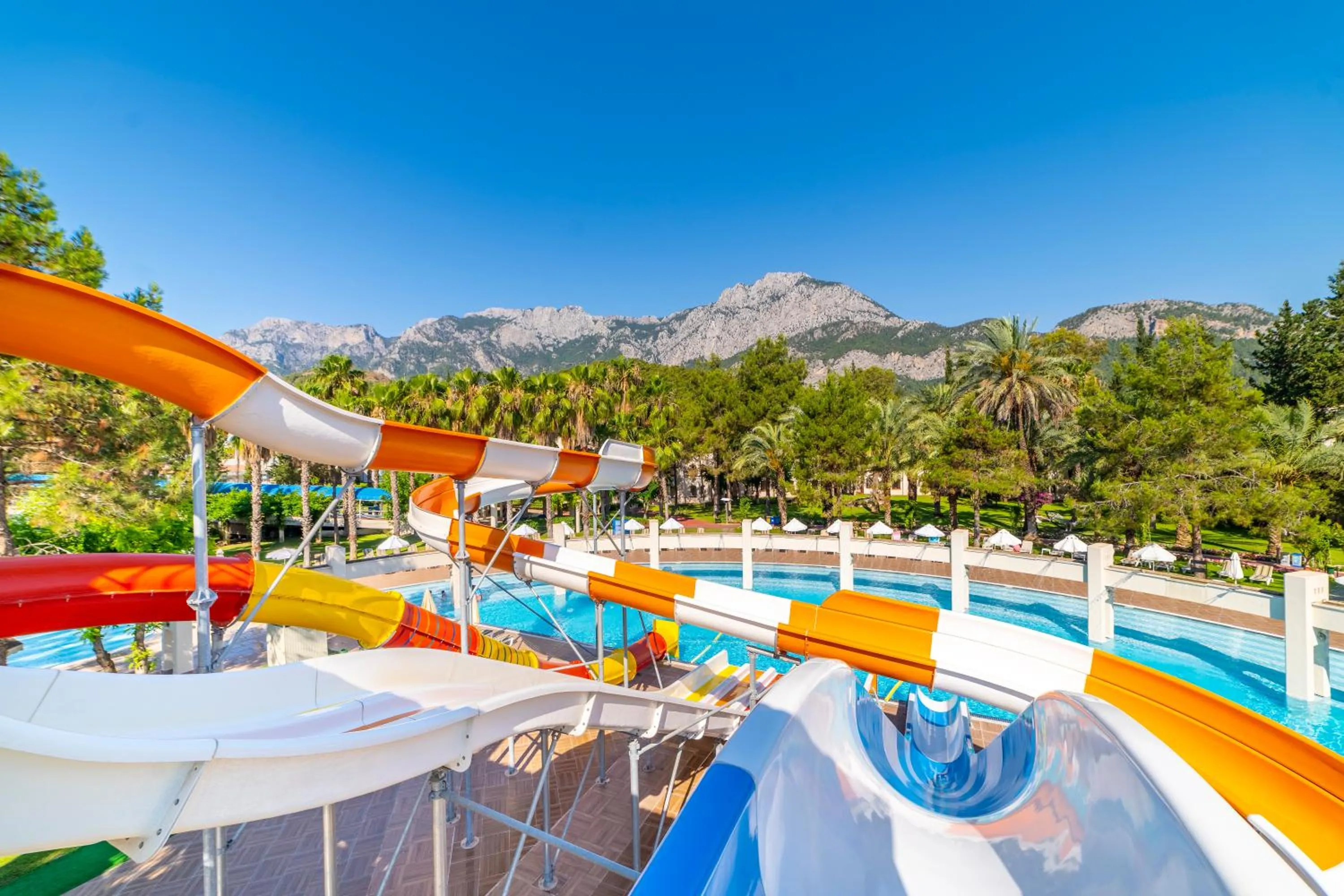 Swimming pool in Queen's Park Resort Göynük