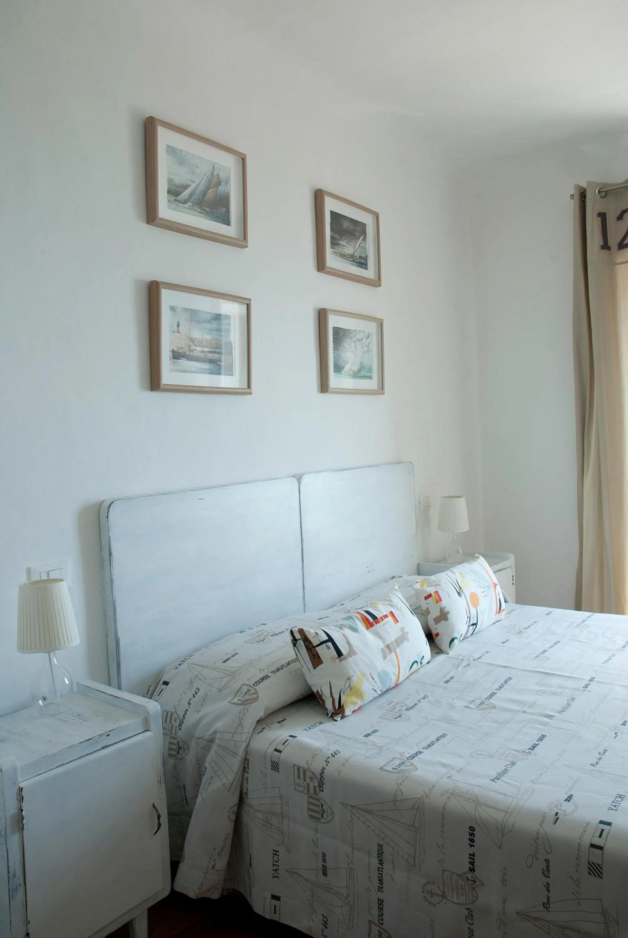 Decorative detail, Bed in B&B Tre Finestre sul Mare