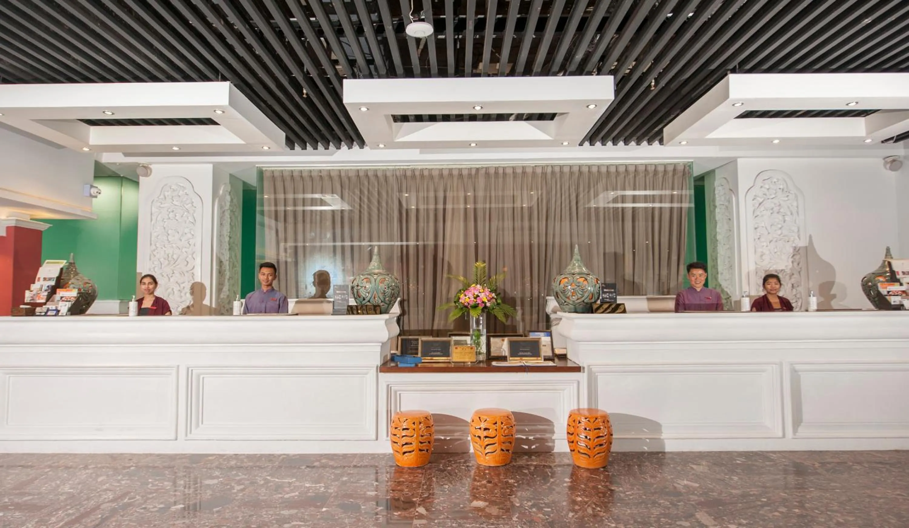 Lobby or reception in Rose Garden Hotel