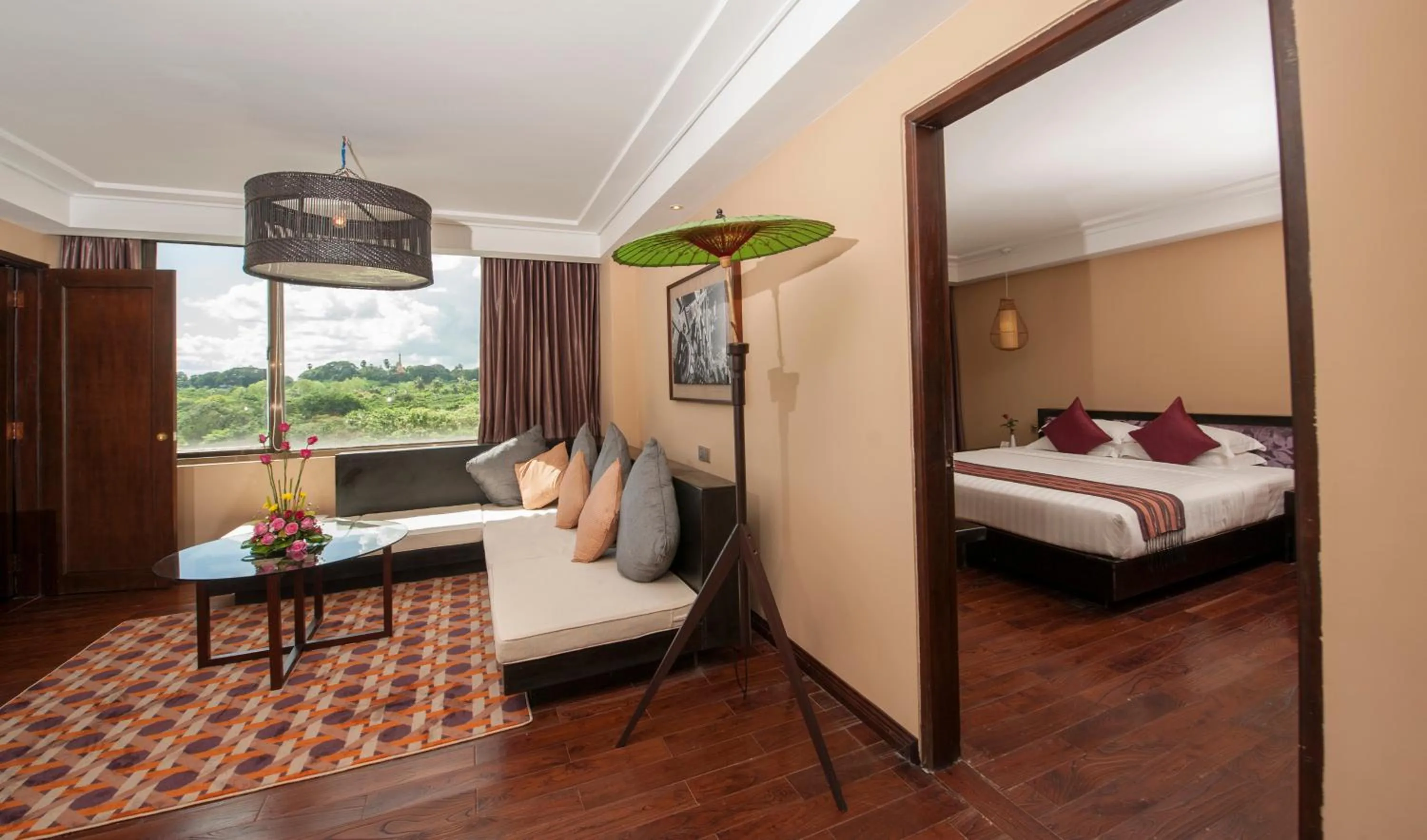 Photo of the whole room, Bed in Rose Garden Hotel