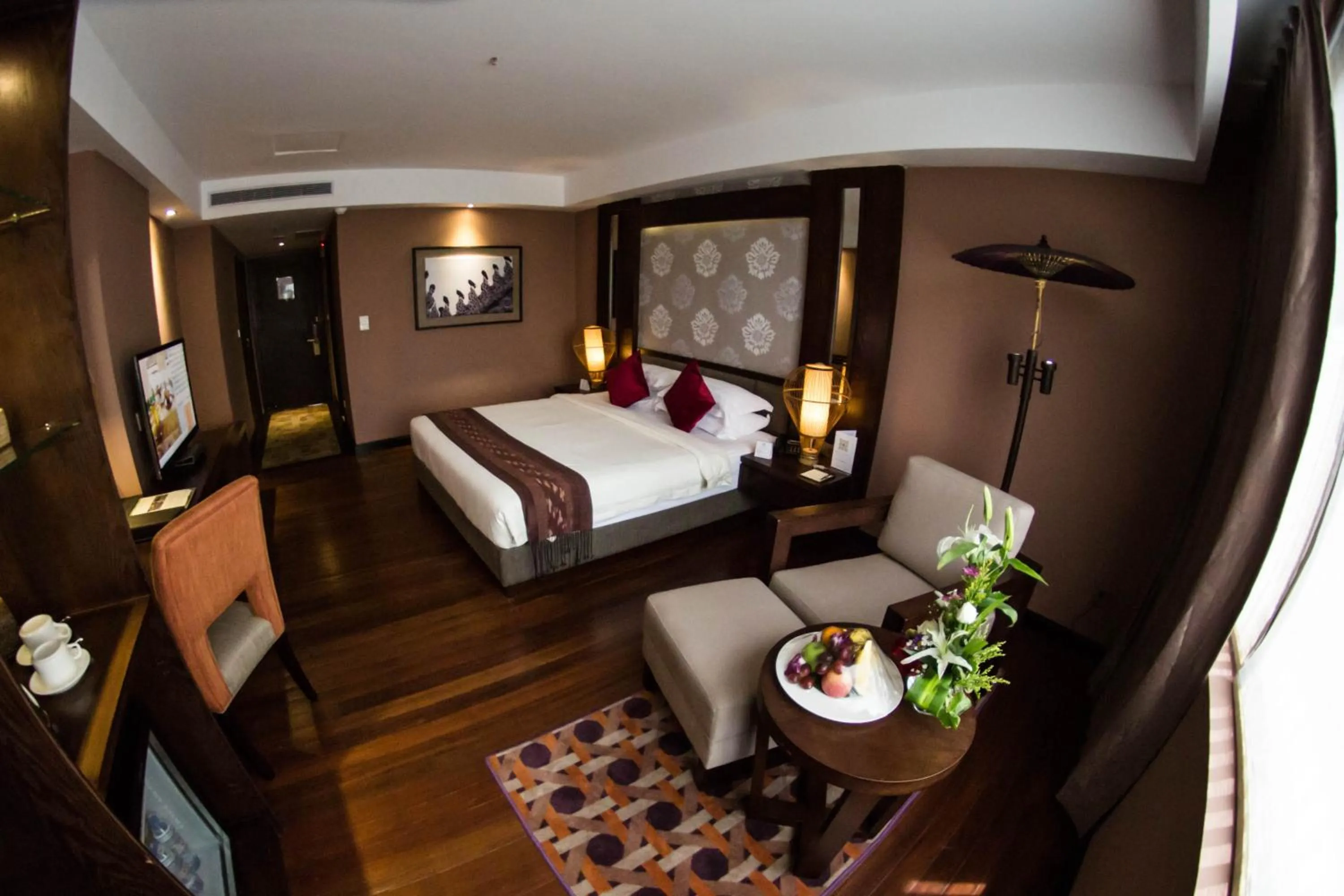 Bed in Rose Garden Hotel