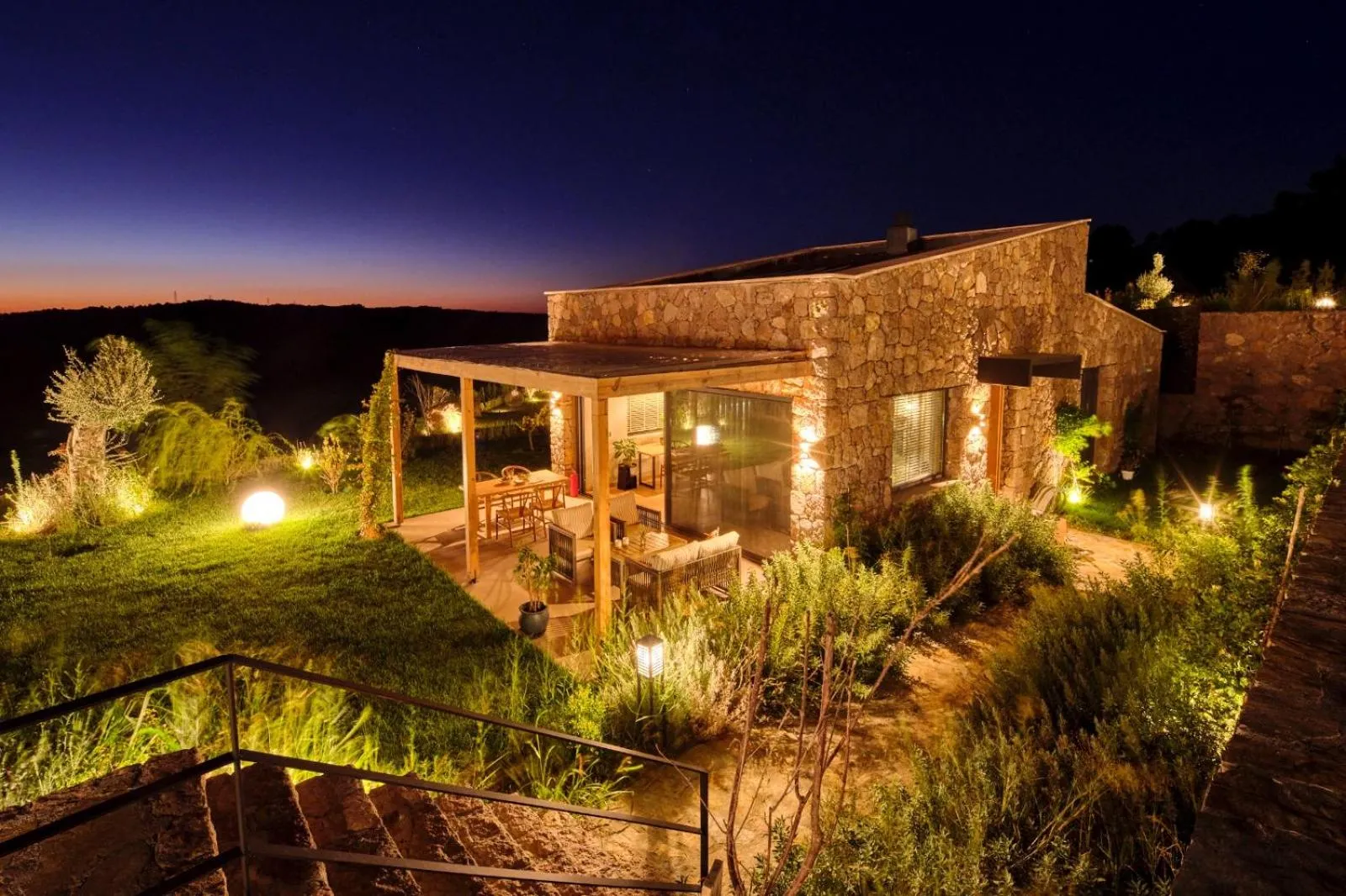 Property building in Cabras Kazdağları