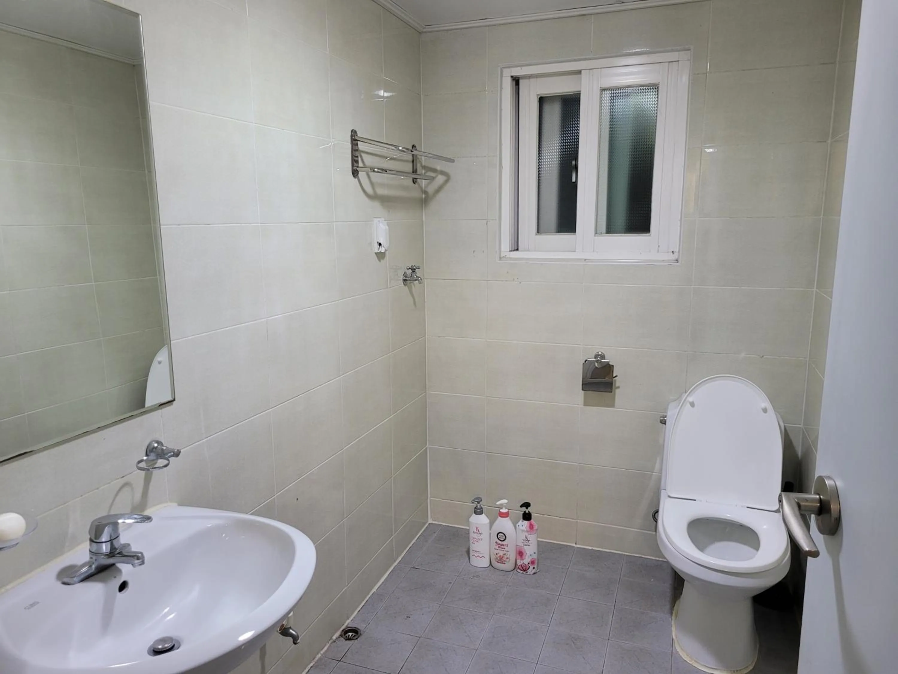 Able Guesthouse Hongdae