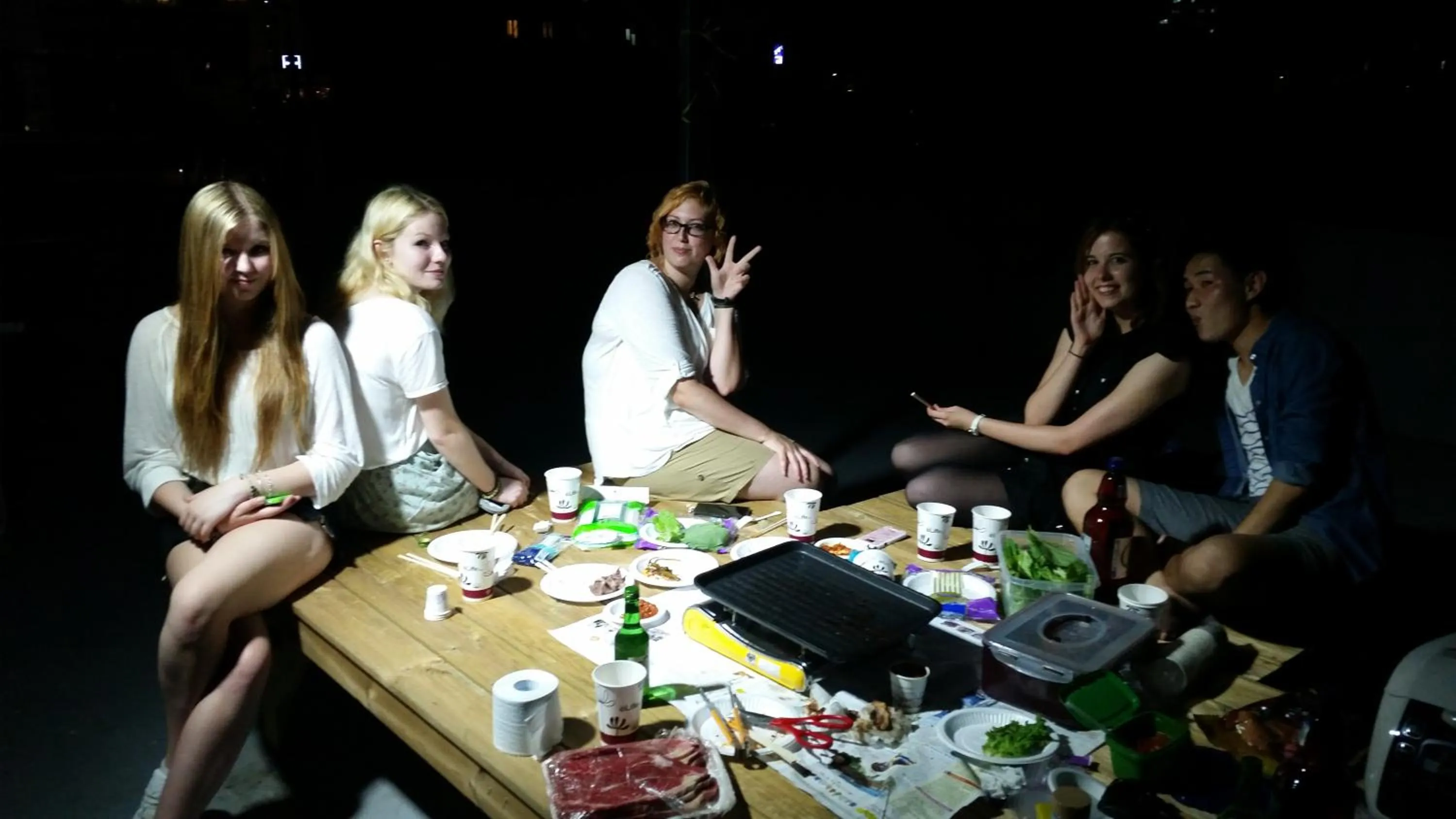 Night in Able Guesthouse Hongdae