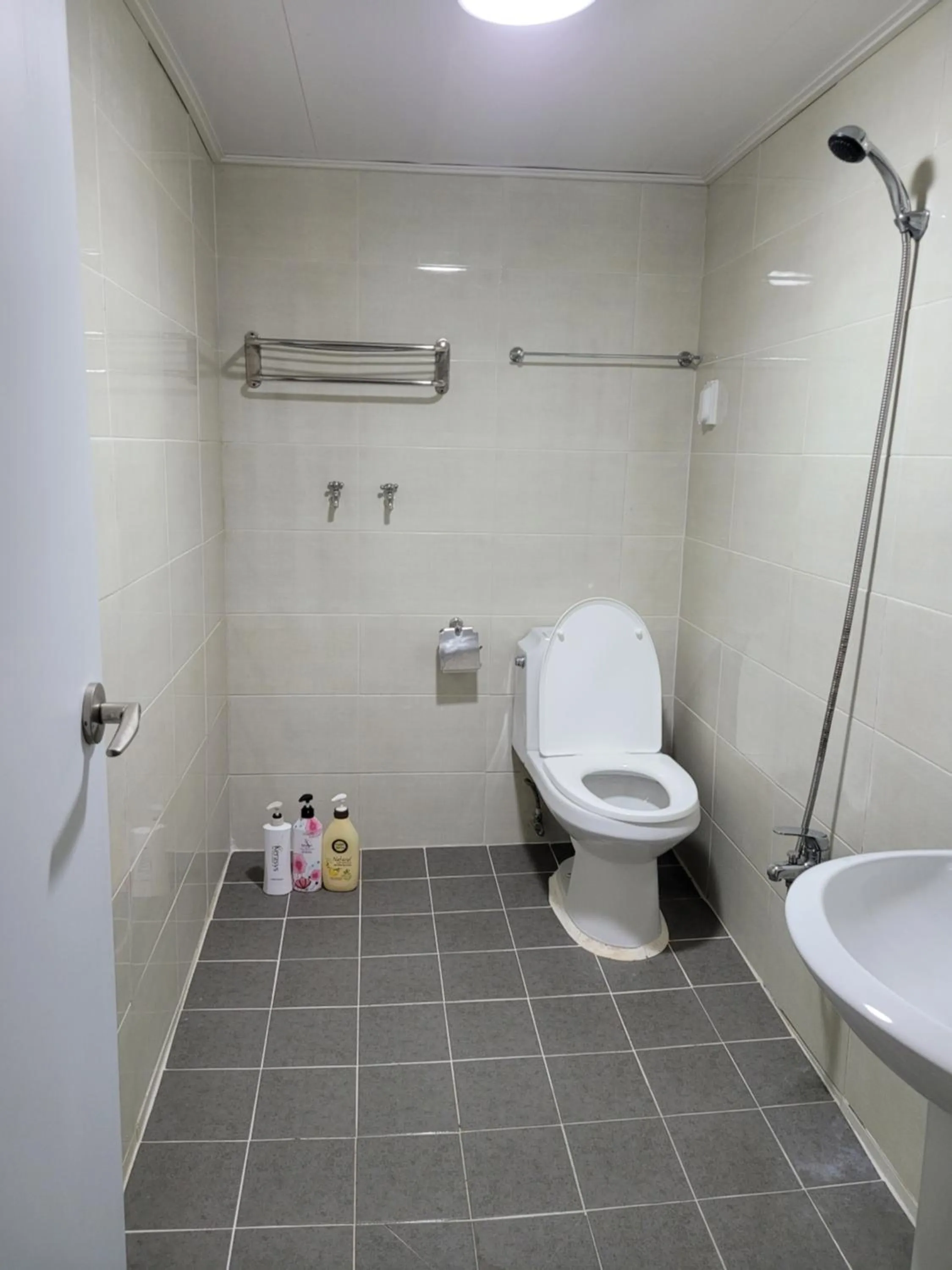 Able Guesthouse Hongdae