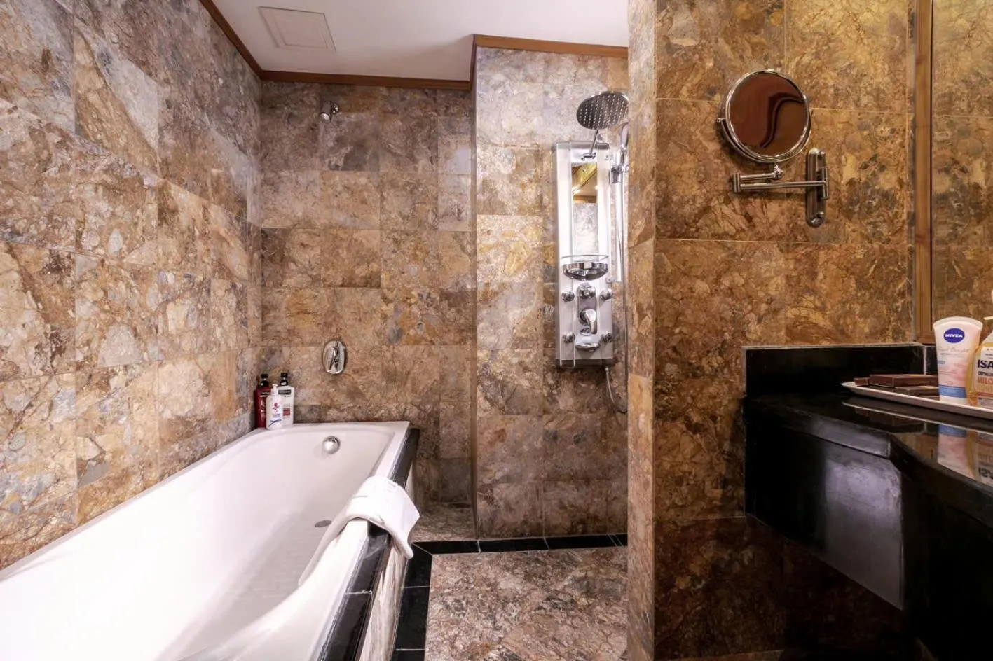 Shower in A25 Luxury Hotel