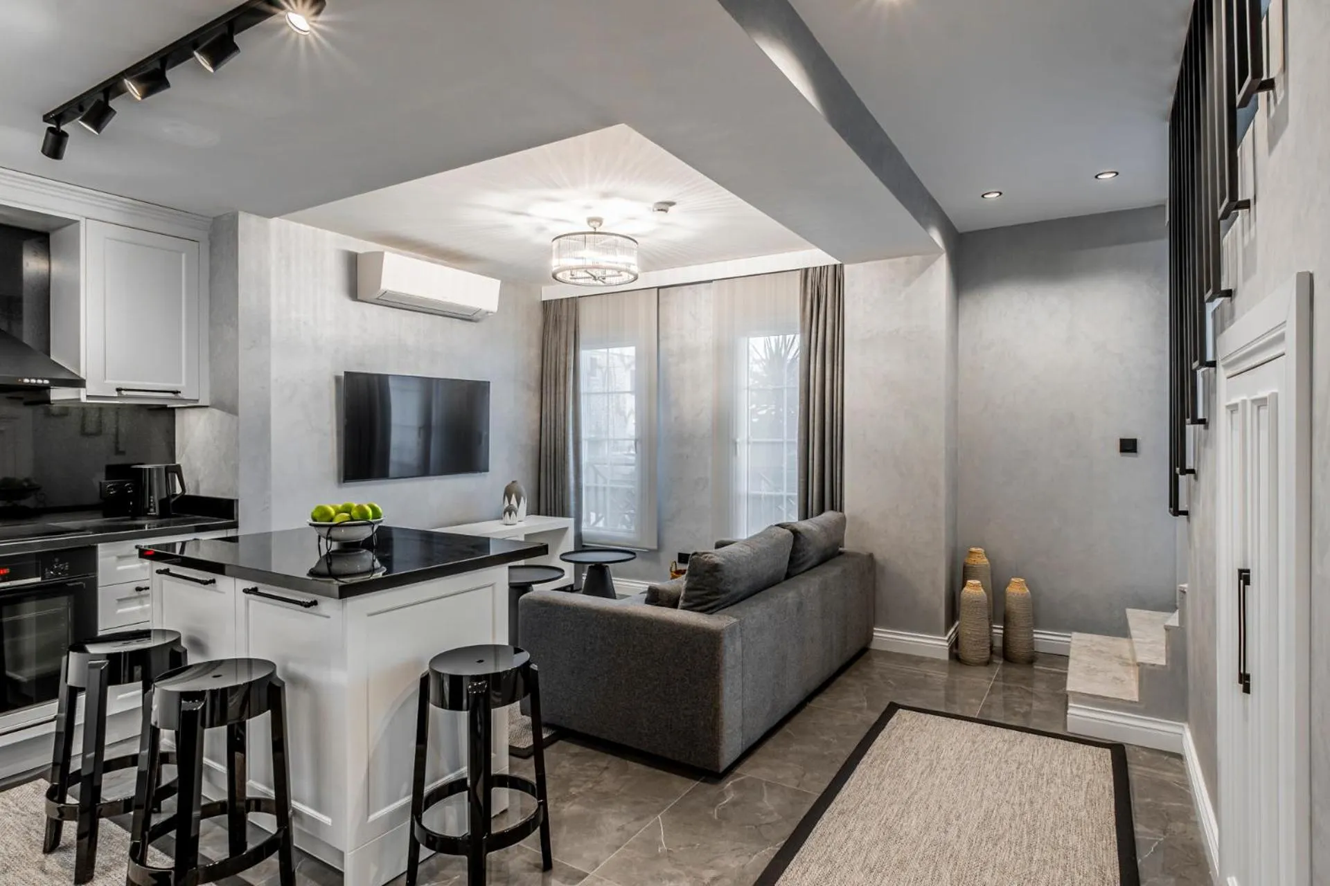 Ena Boutique Hotel & Residences