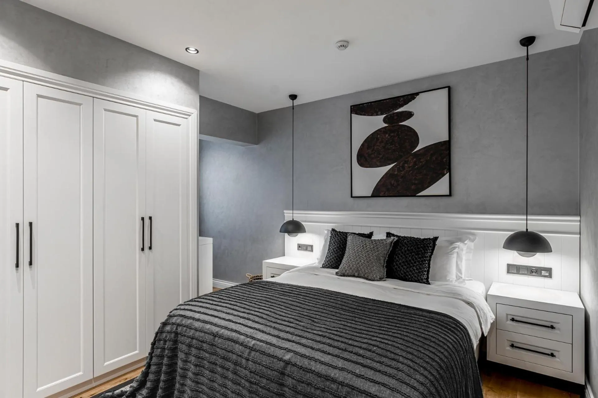 Bed in Ena Boutique Hotel & Residences