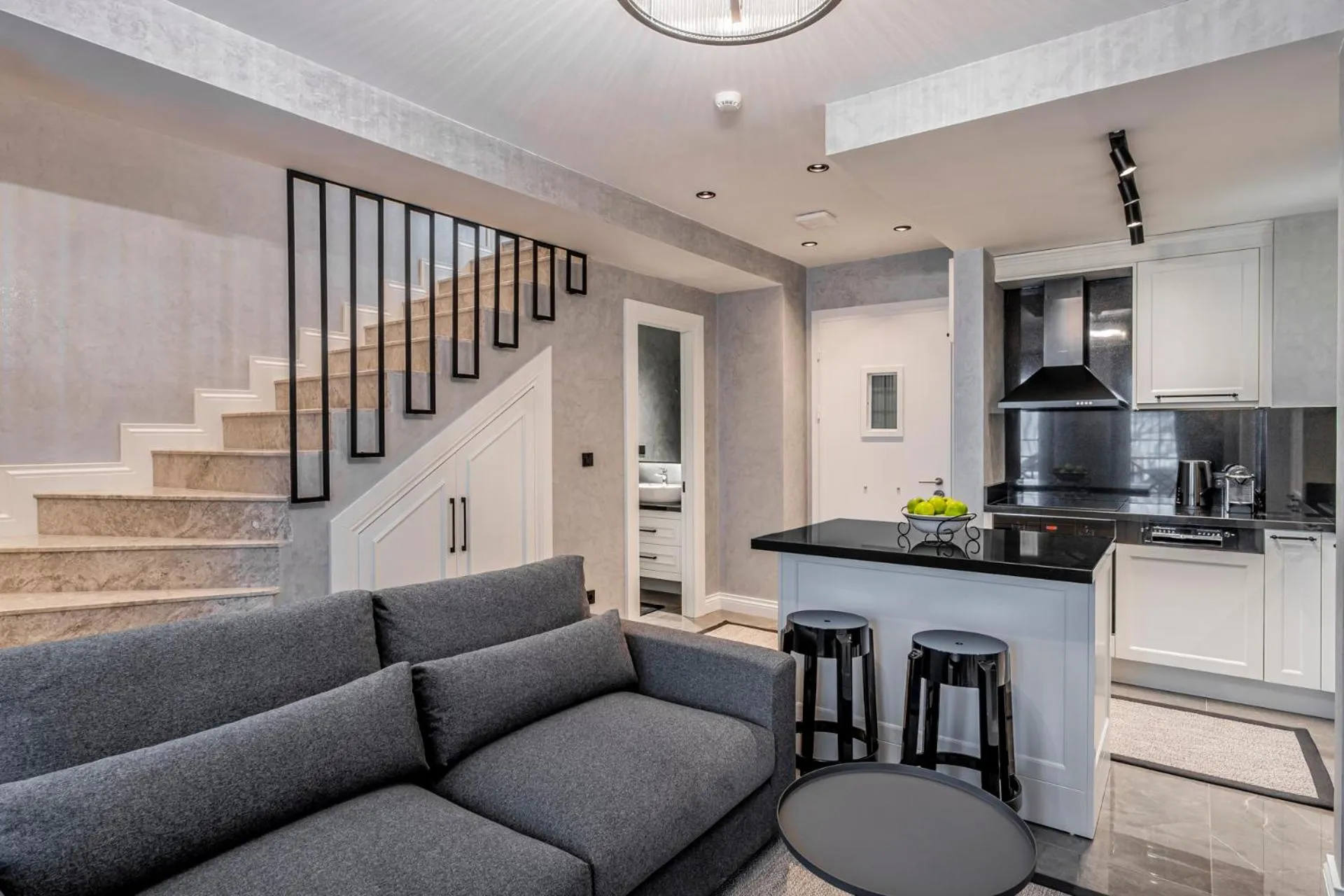 Ena Boutique Hotel & Residences