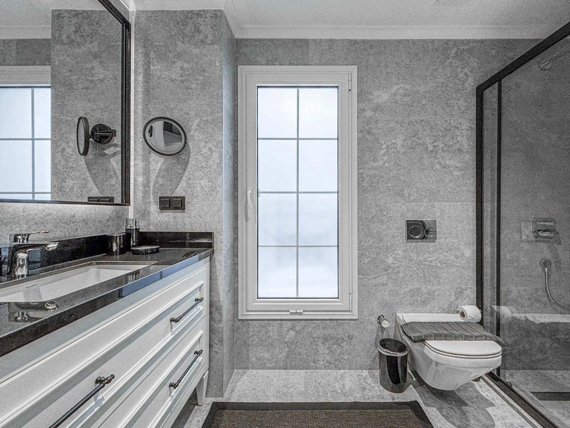 Ena Boutique Hotel & Residences