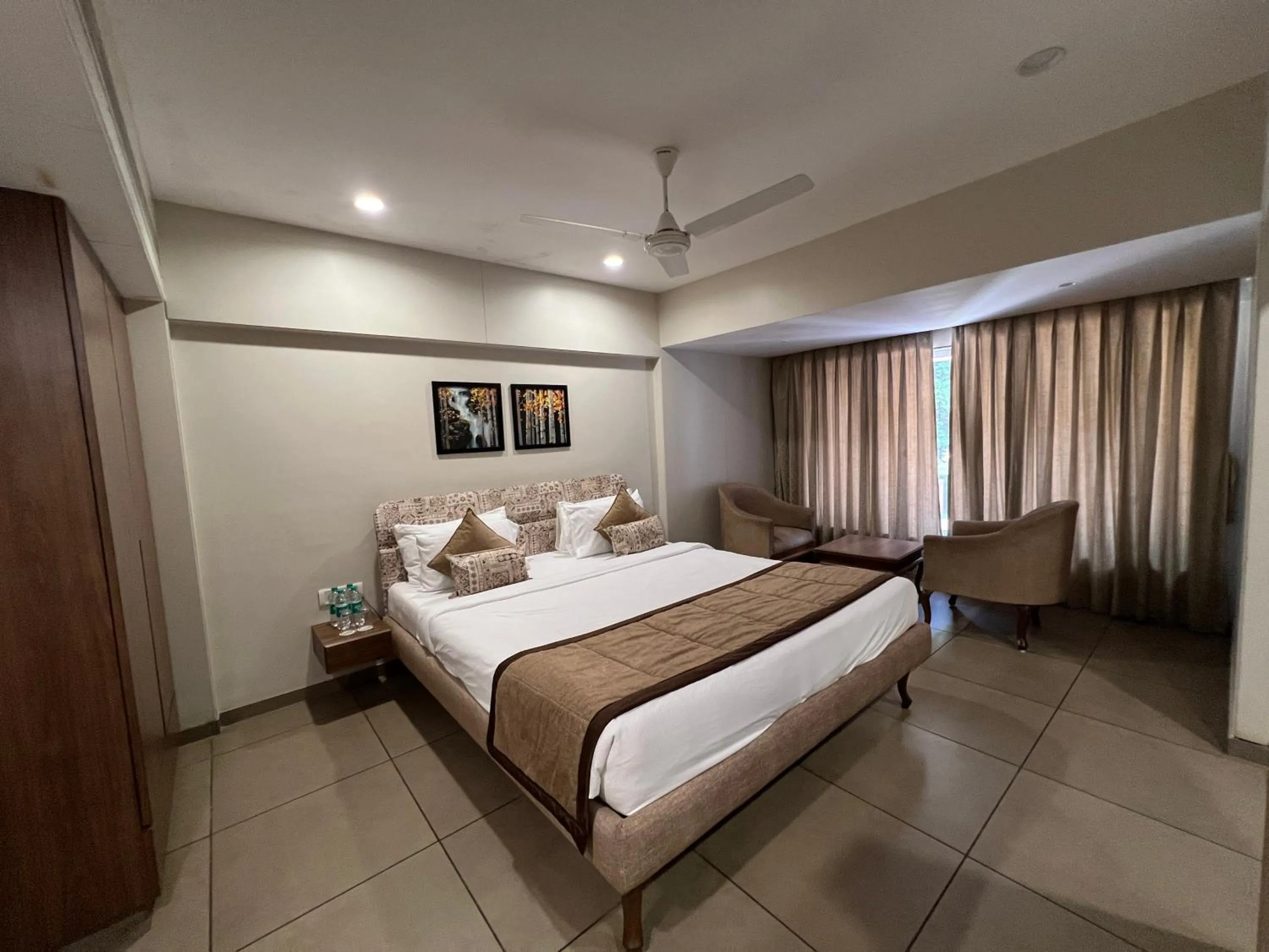 Classic Double Room - single occupancy in VITS Shalimar, Ankleshwar