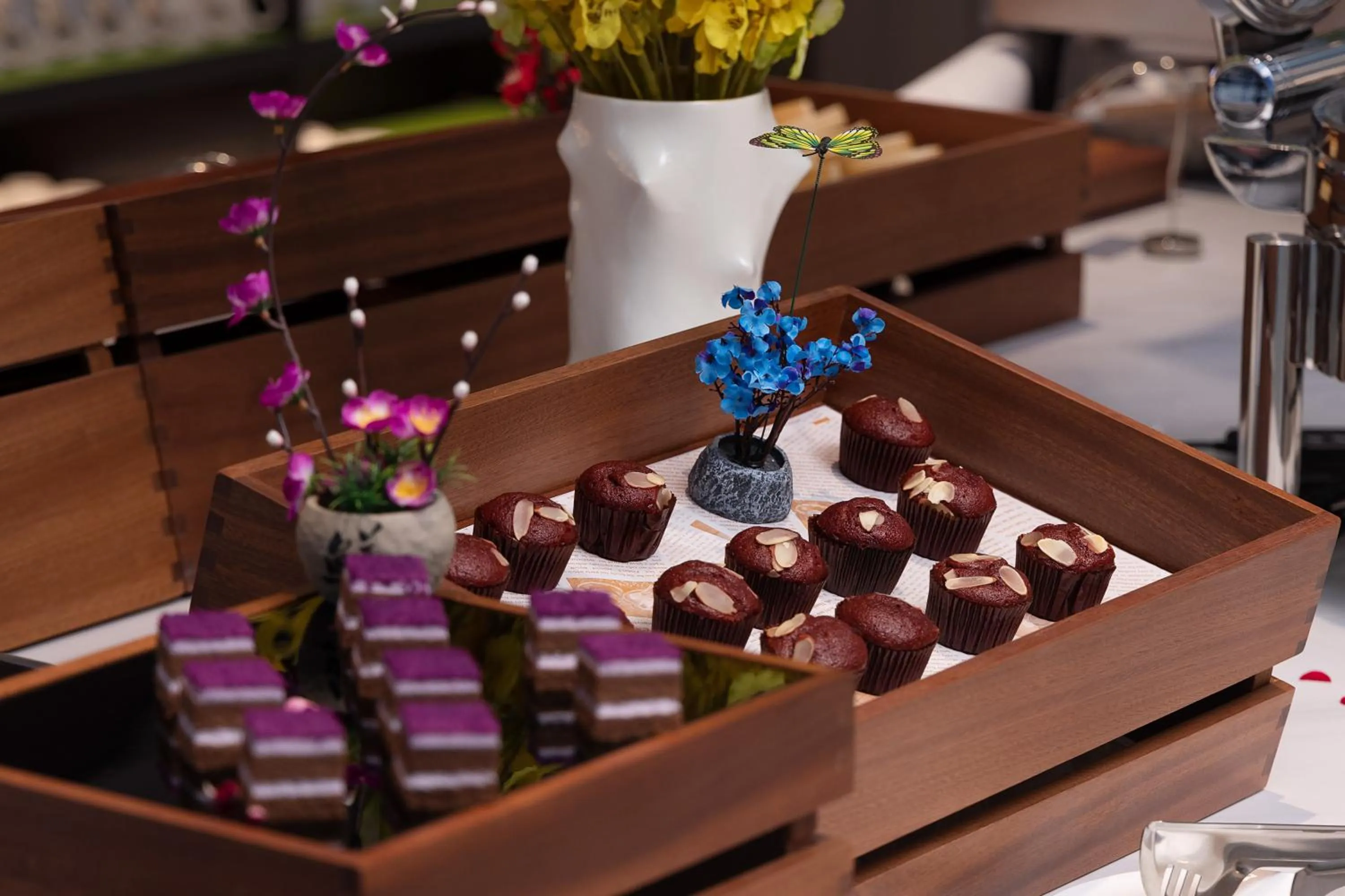 Buffet breakfast in Hampton by Hilton Guangzhou Luoxi