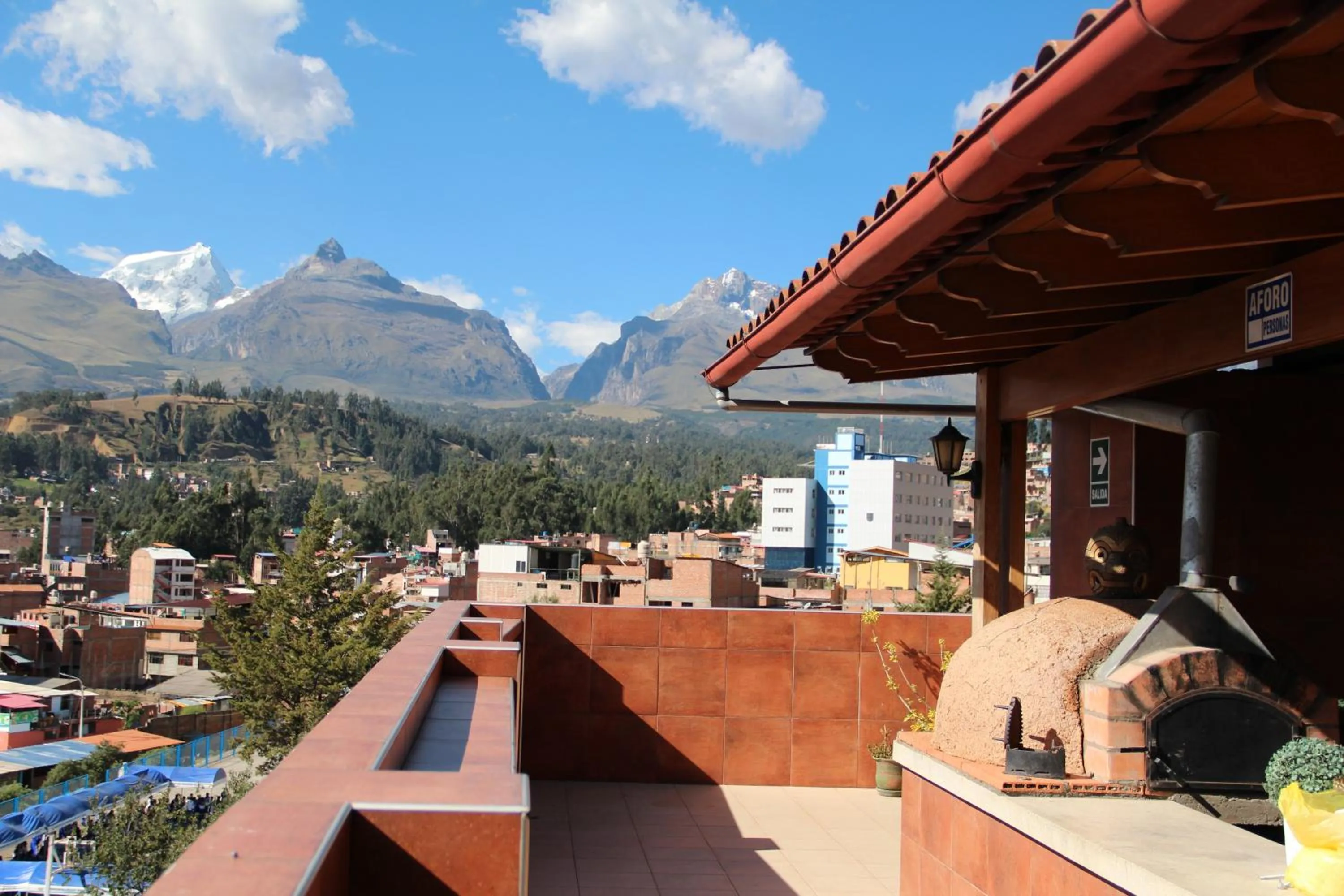 Mountain view in Hotel de Turistas Huaraz