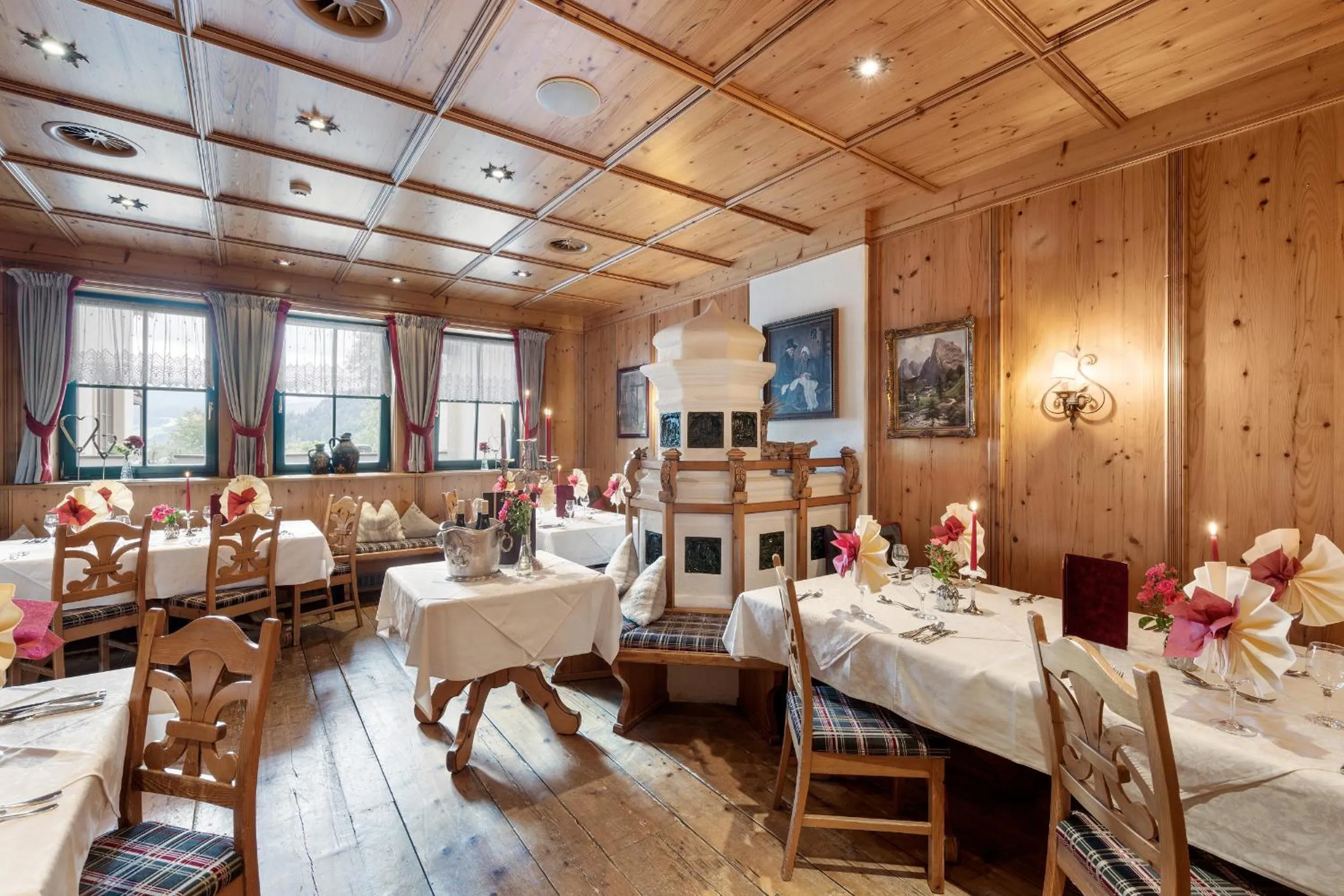 Restaurant/places to eat in Landhaus Ager