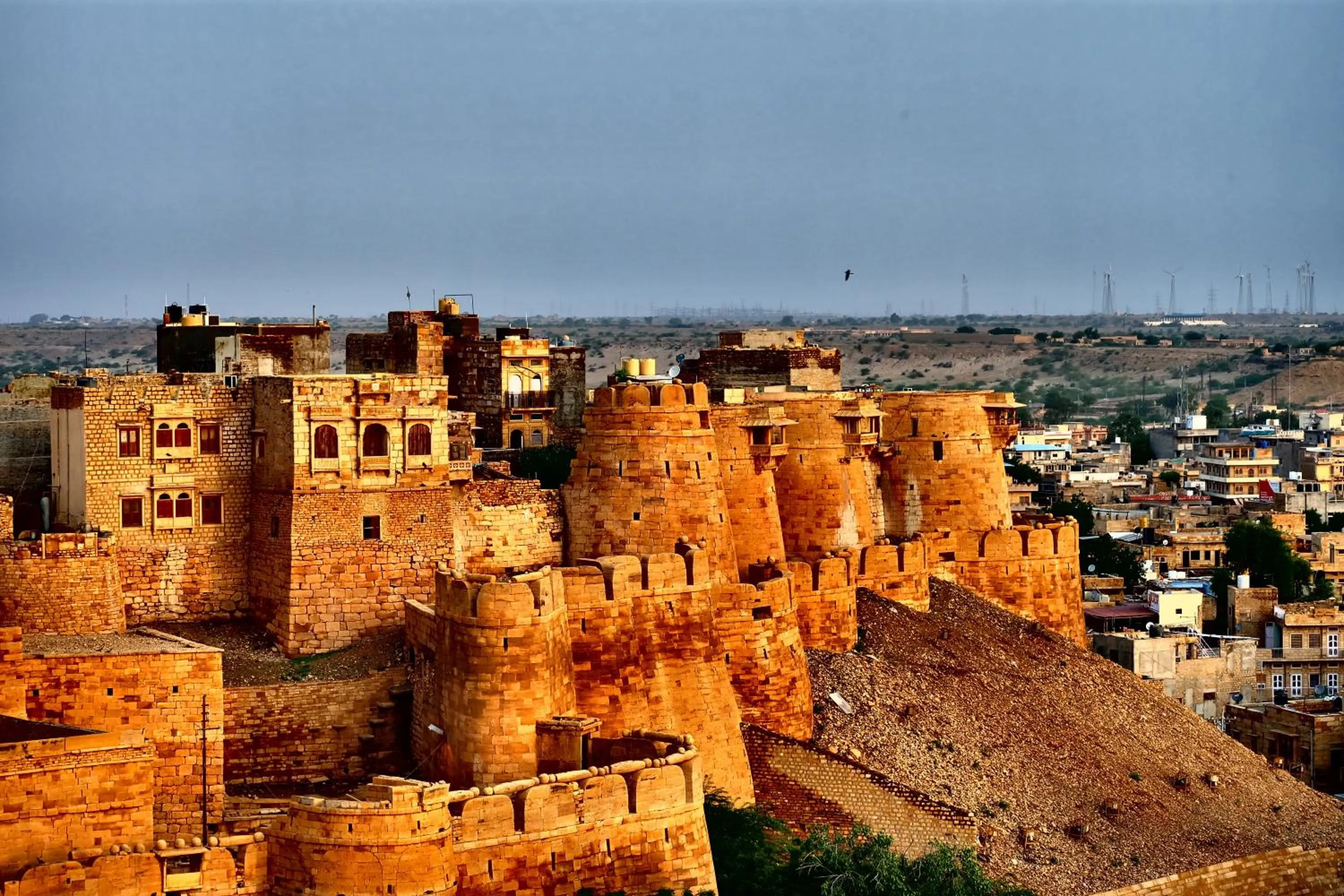 Restaurant/places to eat in Hotel Garh Jaisal Haveli