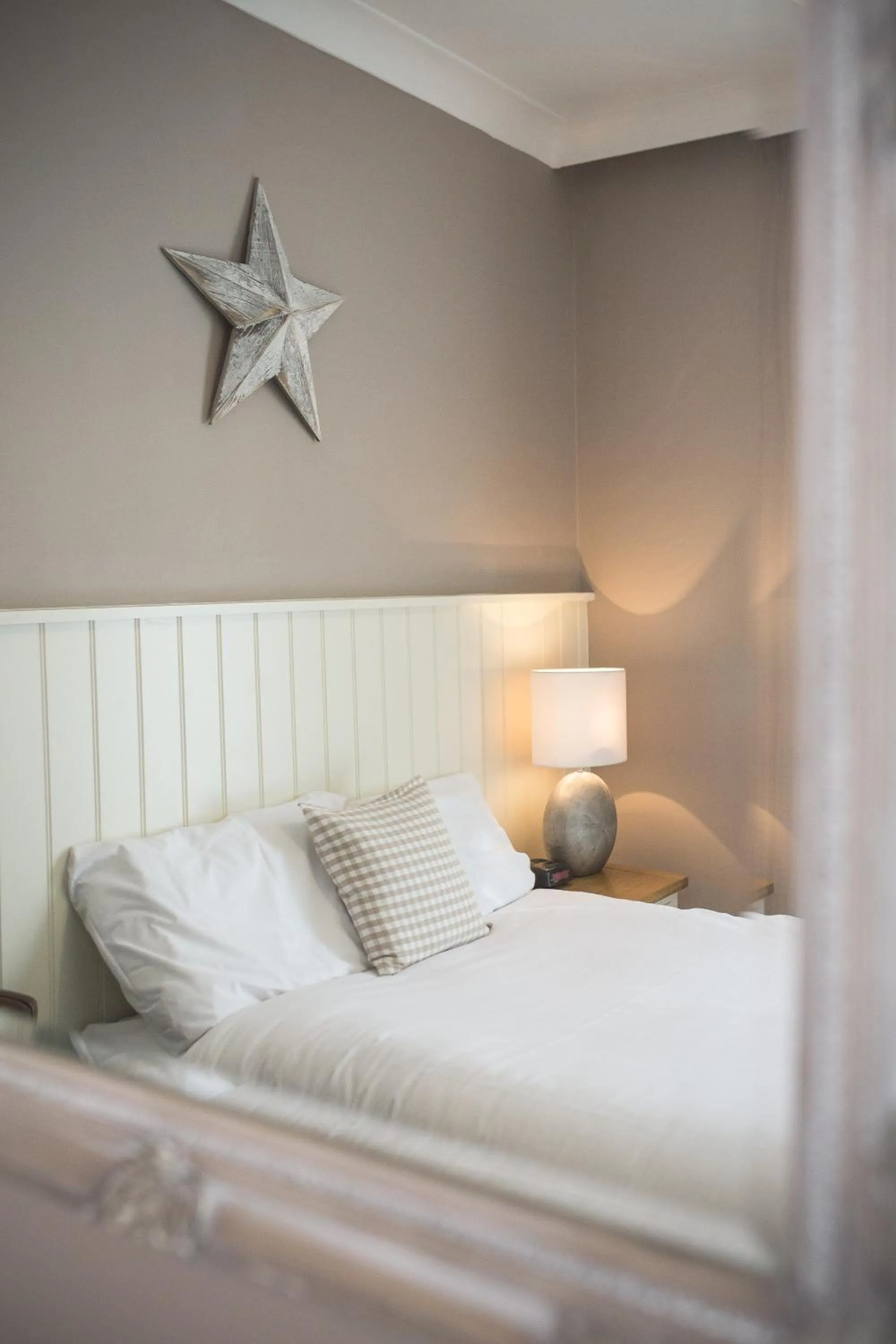 Bed in George Hotel, BW Signature Collection