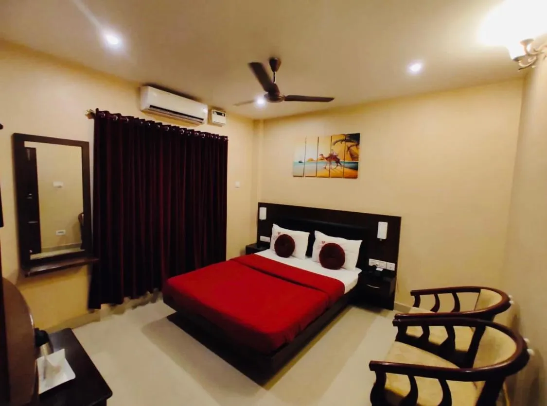 Bedroom, Bed in Hotel Nakshatra Inn VL Tuticorin