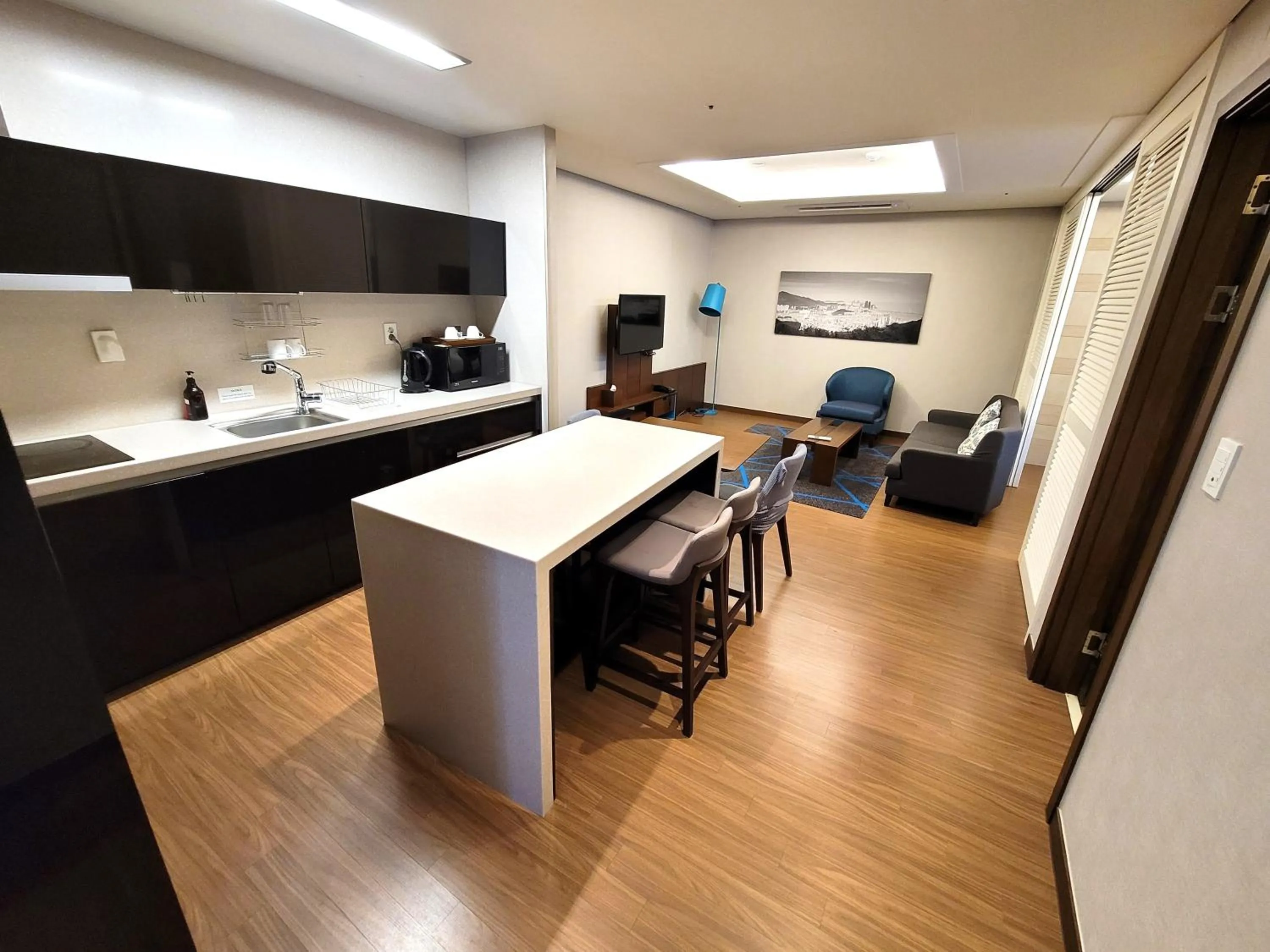 Living room in W Residence Hotel