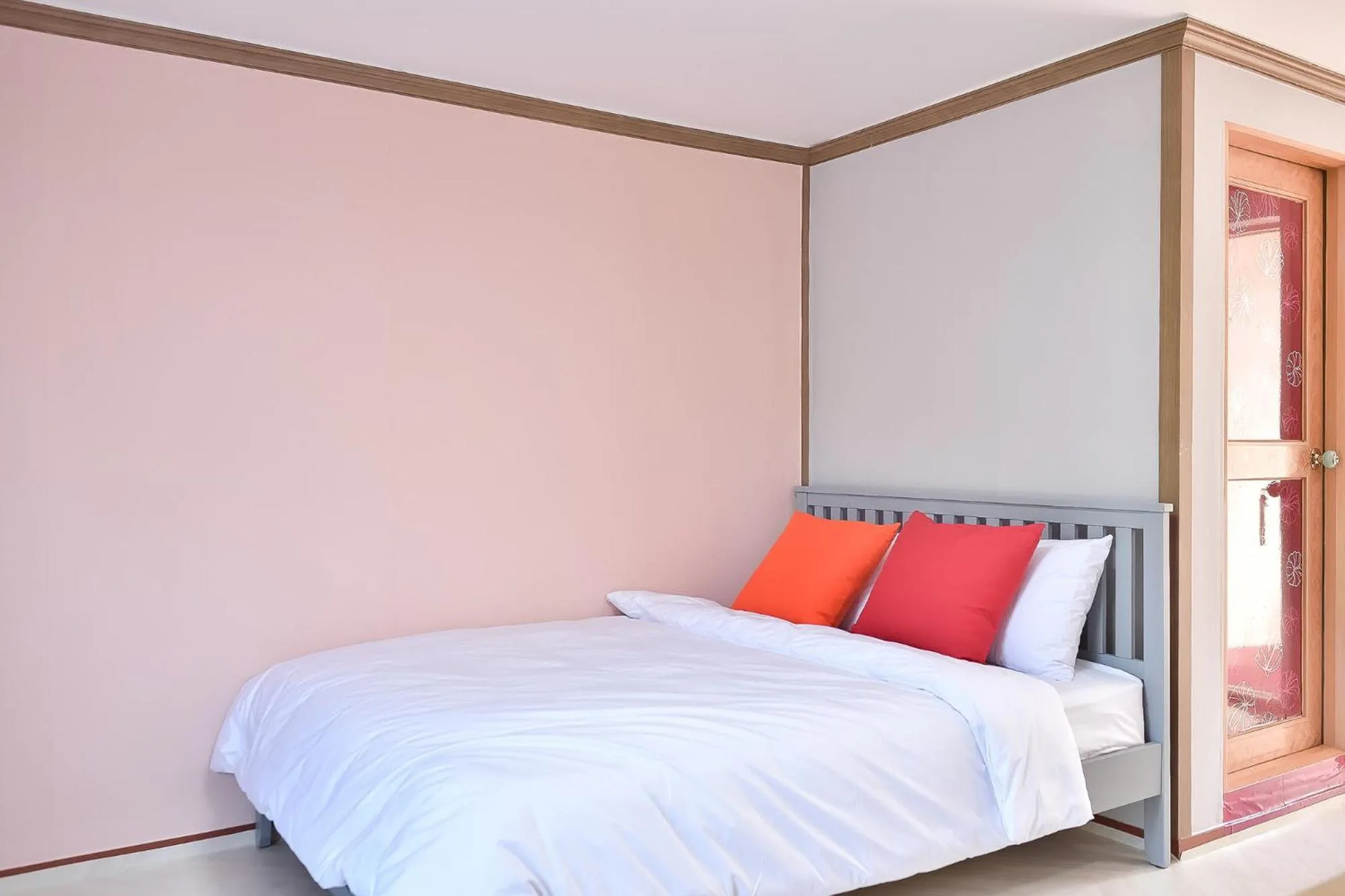 Bed in Yangyang Pulbit Pension