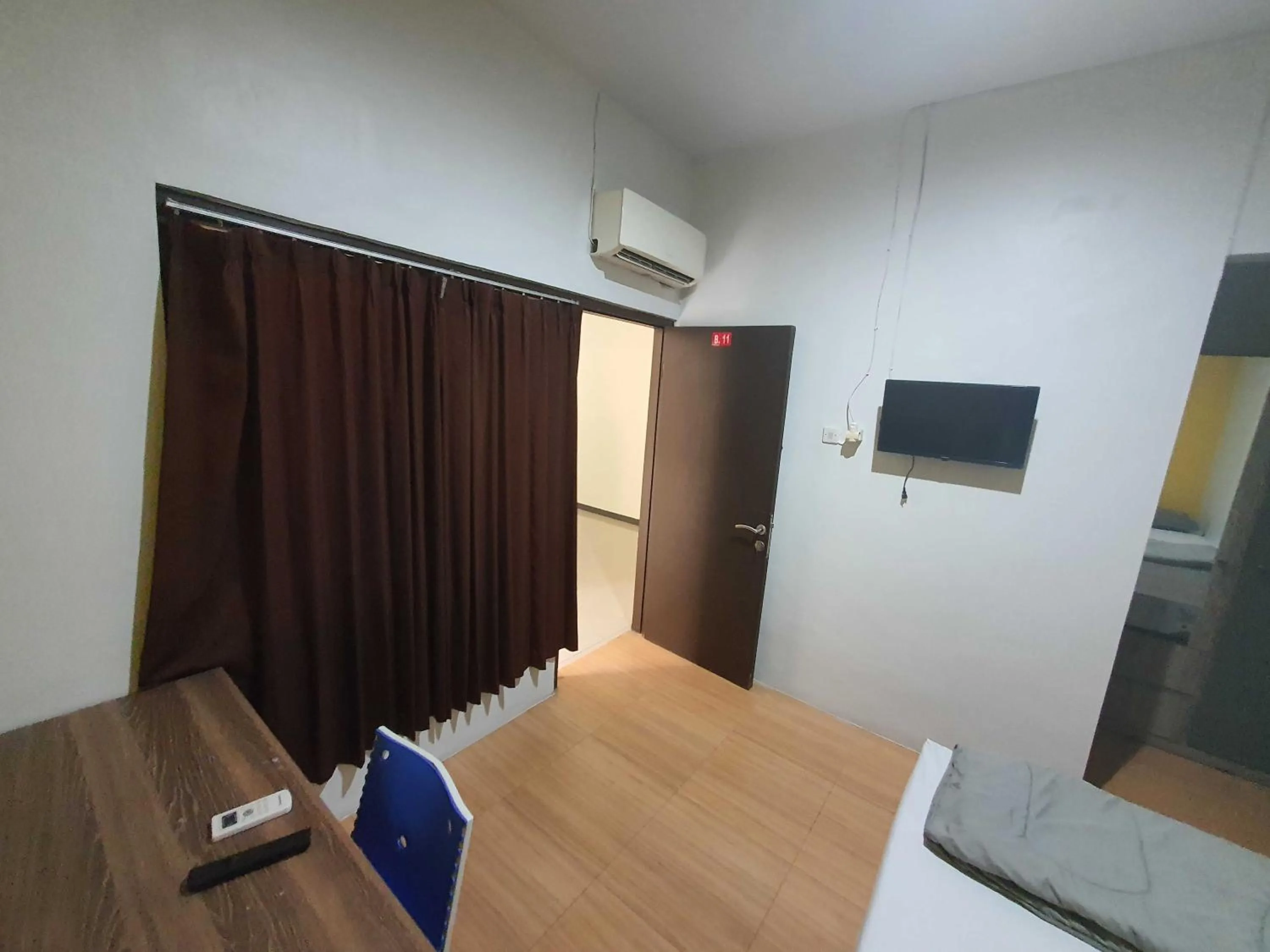 Bedroom in OYO Life 93202 Pentagon Homestay Syariah