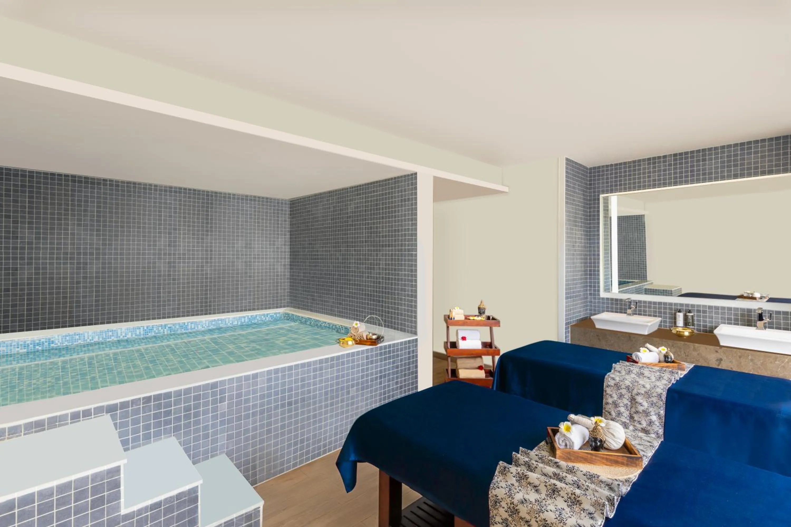 Hot Tub in Novotel Jaipur Convention Centre