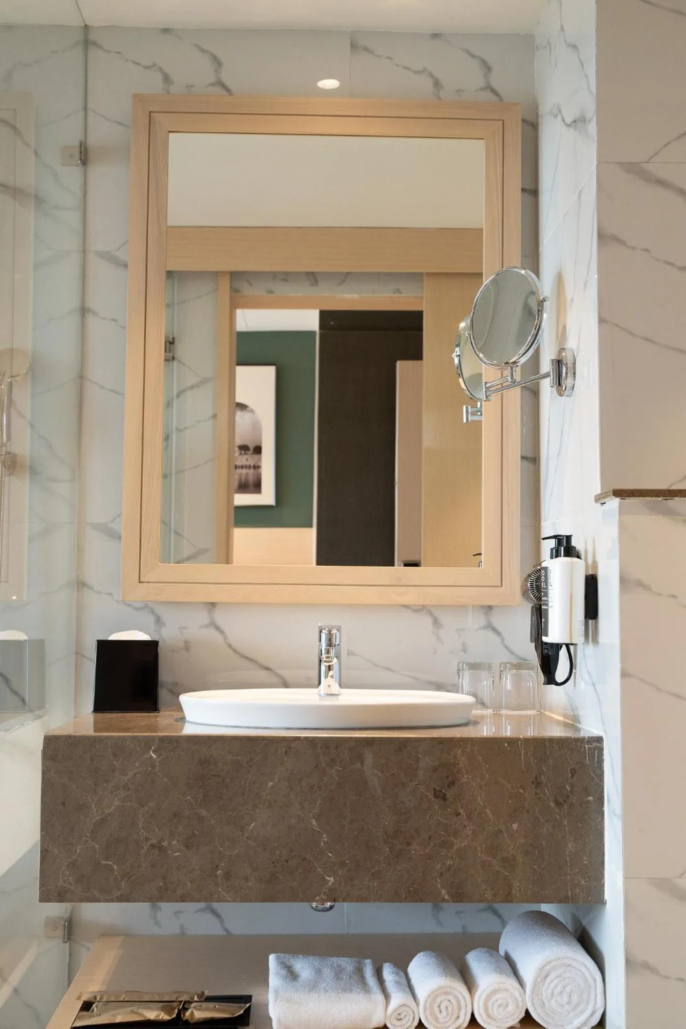 Bathroom in Novotel Jaipur Convention Centre