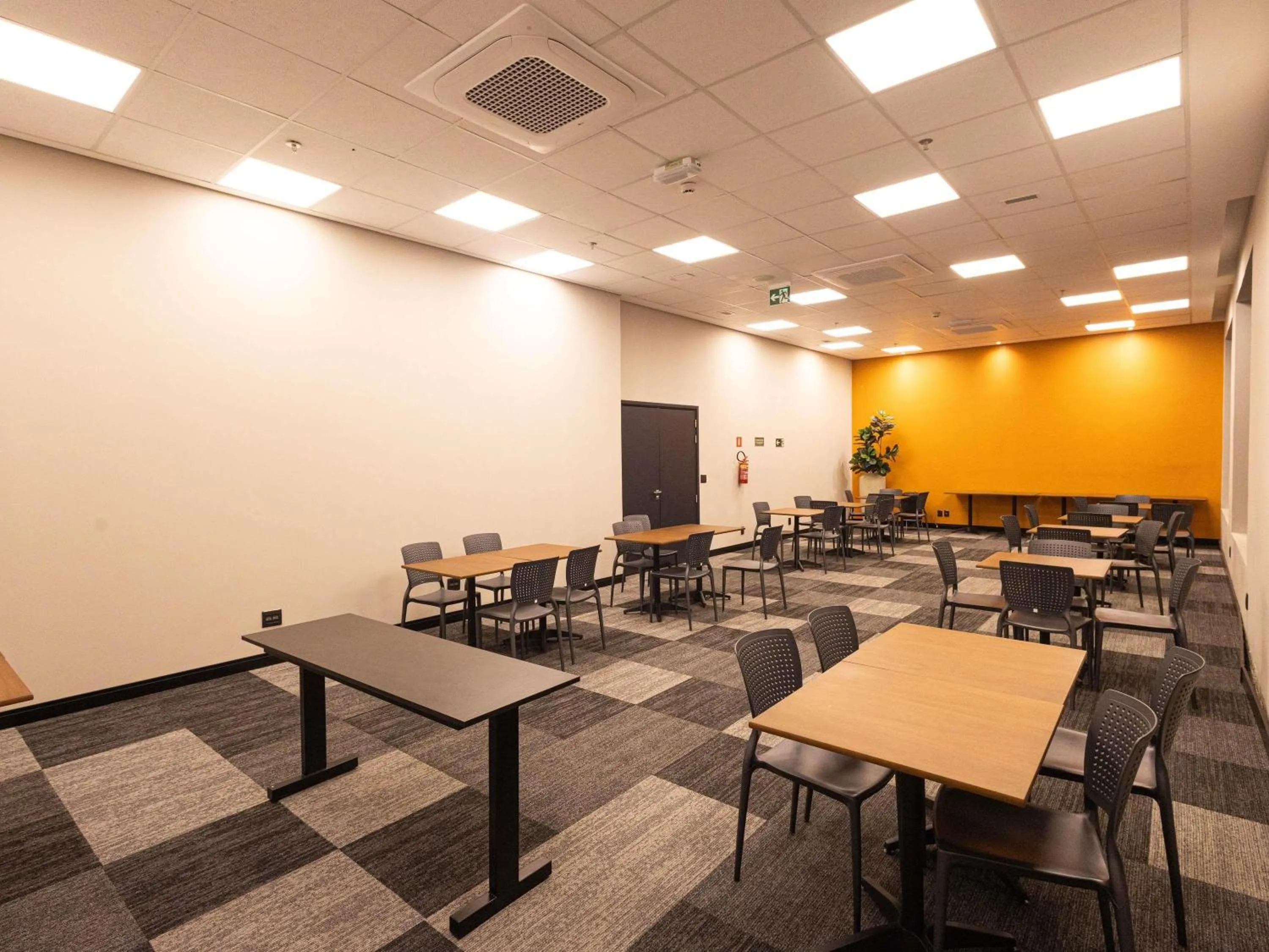 Meeting/conference room in ibis Barra do Garças