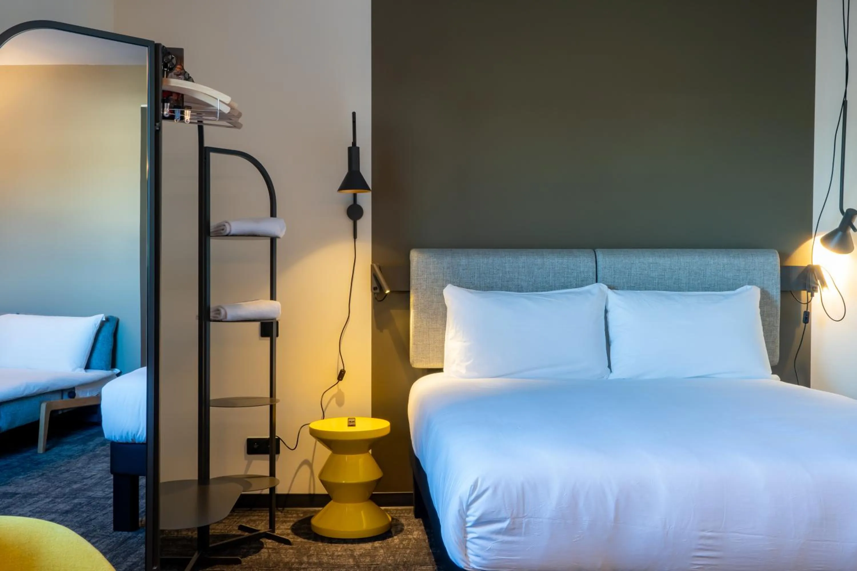 Bedroom, Bed in ibis Saint Paul Trois Chateaux