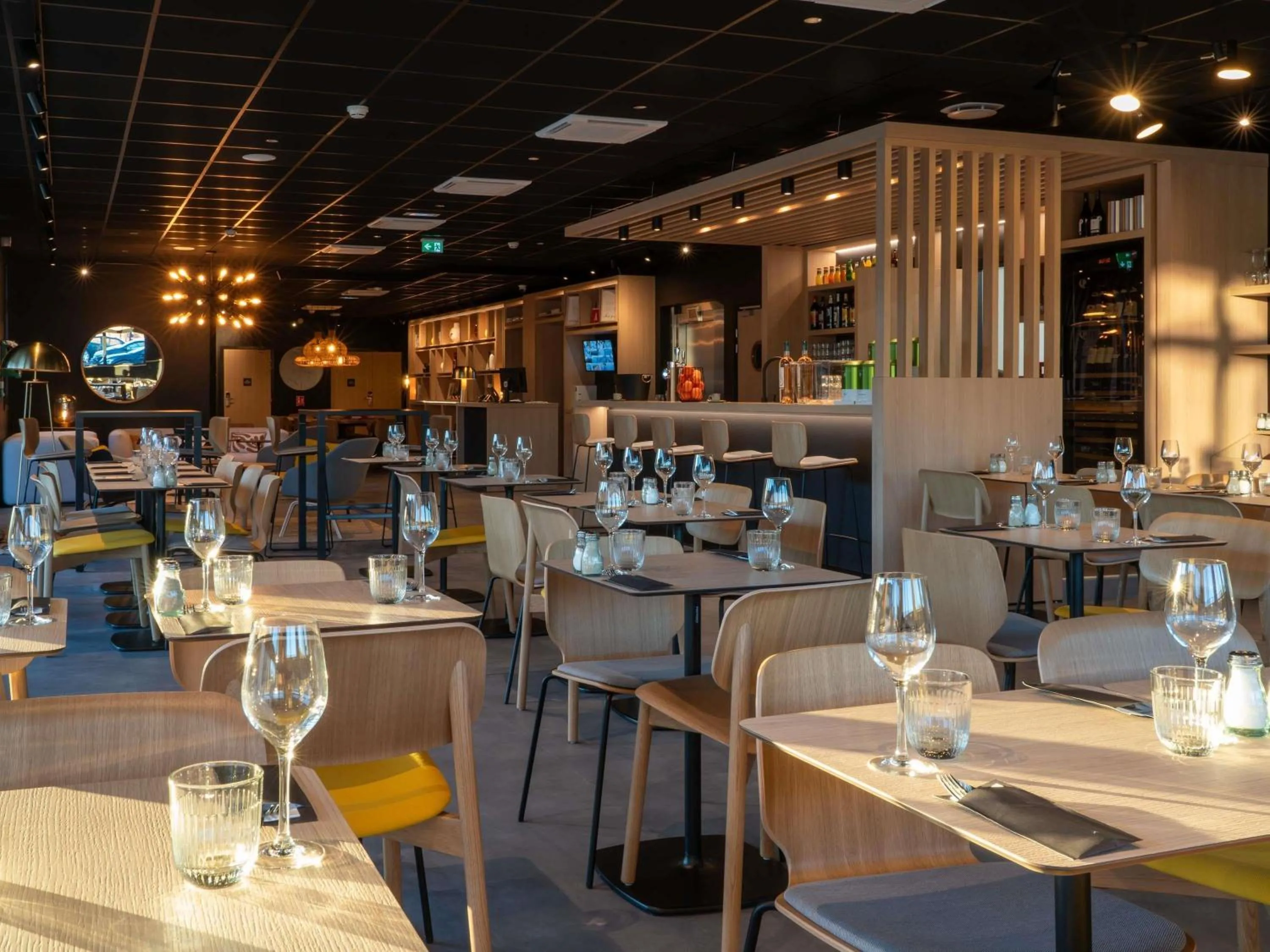 Restaurant/places to eat in ibis Saint Paul Trois Chateaux