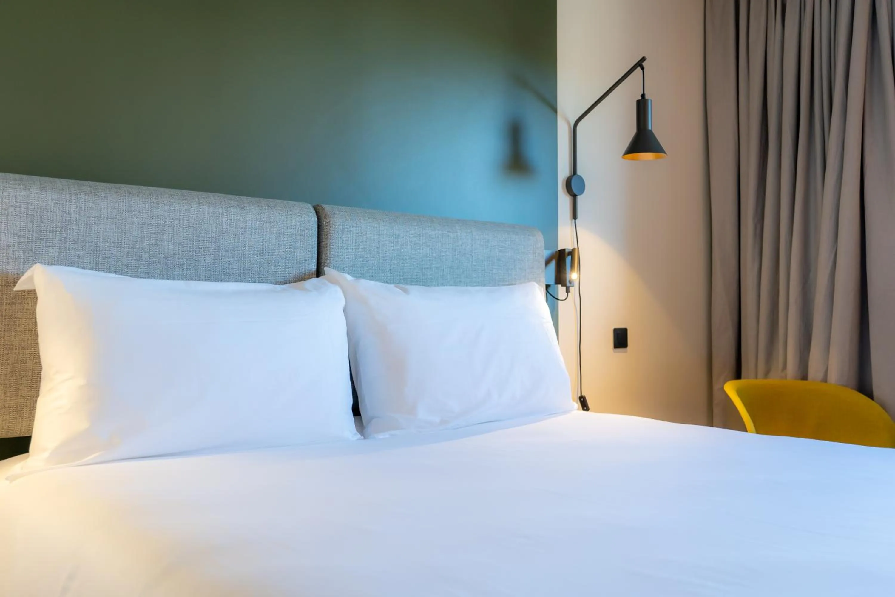 Bed in ibis Saint Paul Trois Chateaux