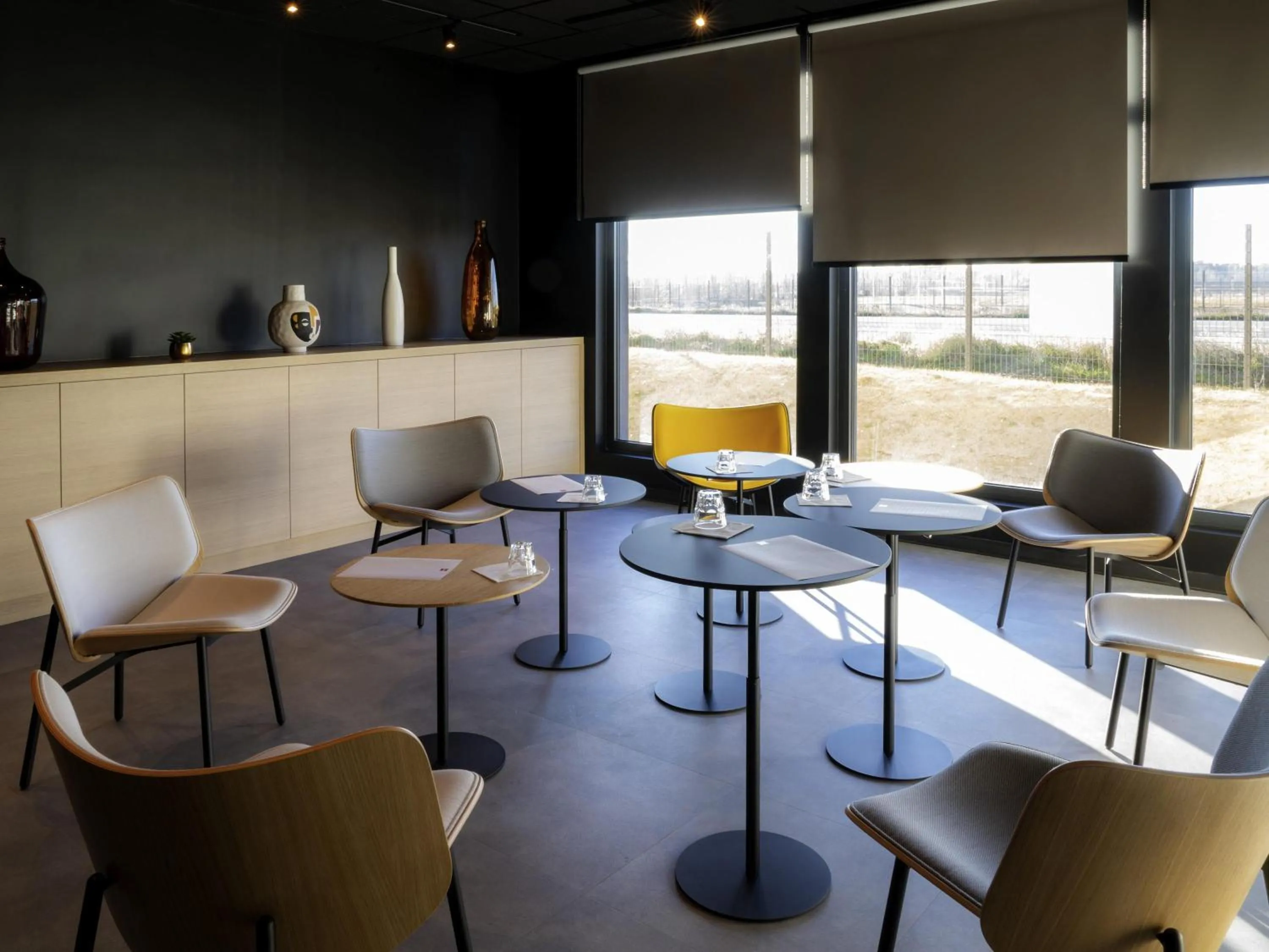 Meeting/conference room in ibis Saint Paul Trois Chateaux