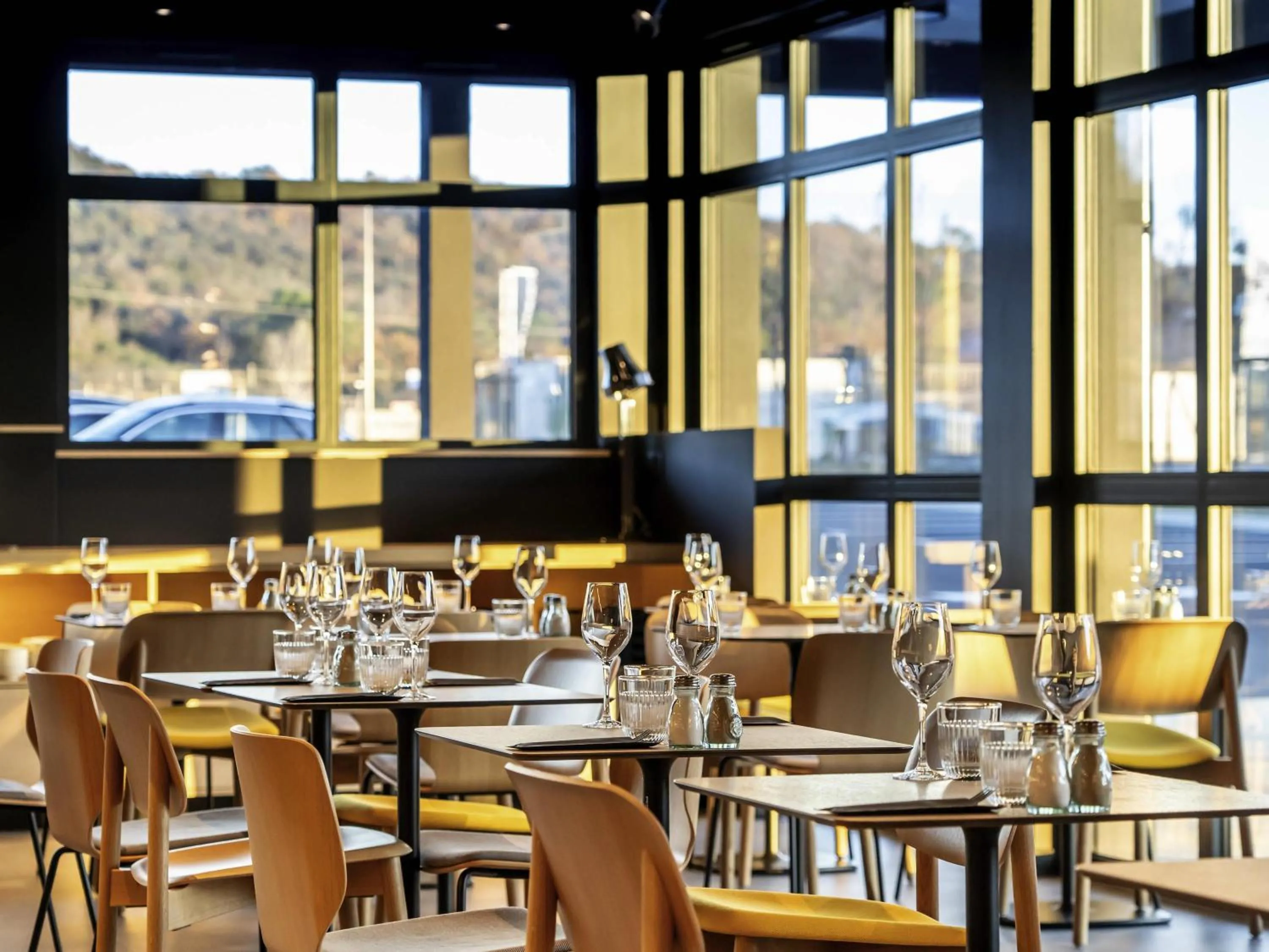 Restaurant/places to eat in ibis Saint Paul Trois Chateaux