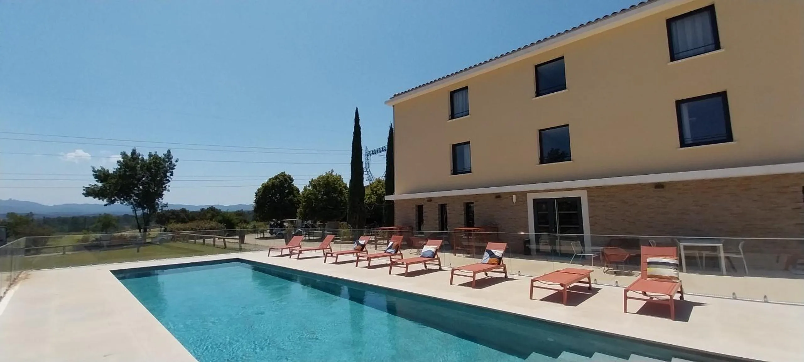 Pool view in ibis Styles Cabriès Aix-en-Provence TGV