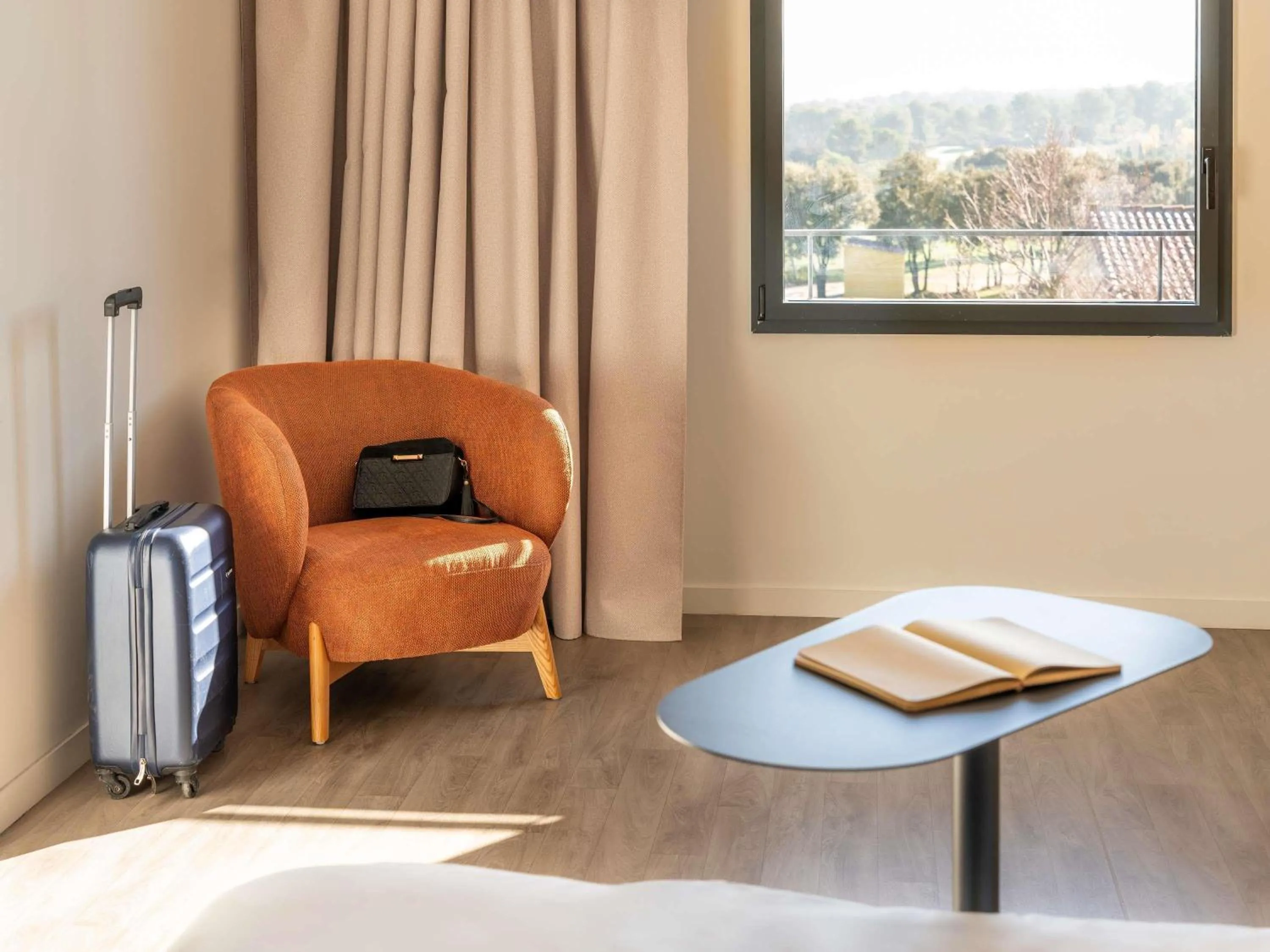 Bedroom in ibis Styles Cabriès Aix-en-Provence TGV