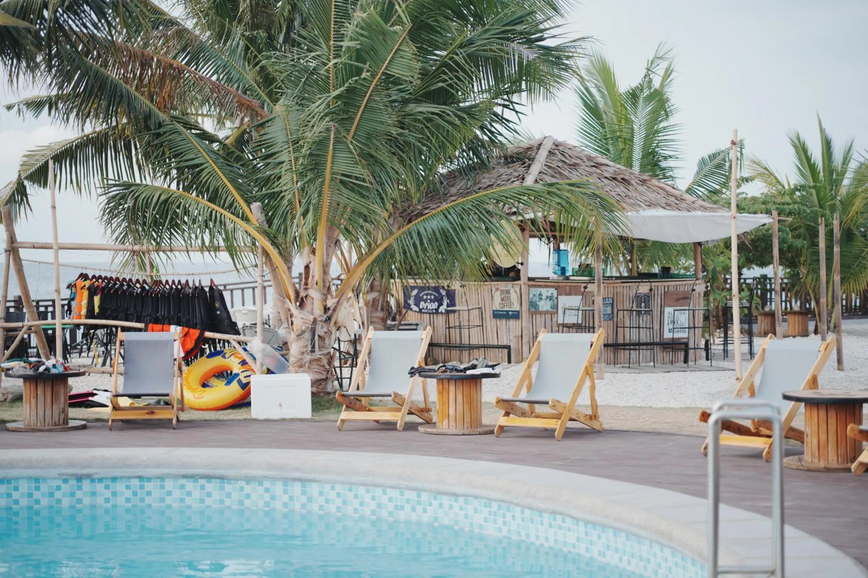 Lounge or bar in W Golf Resort