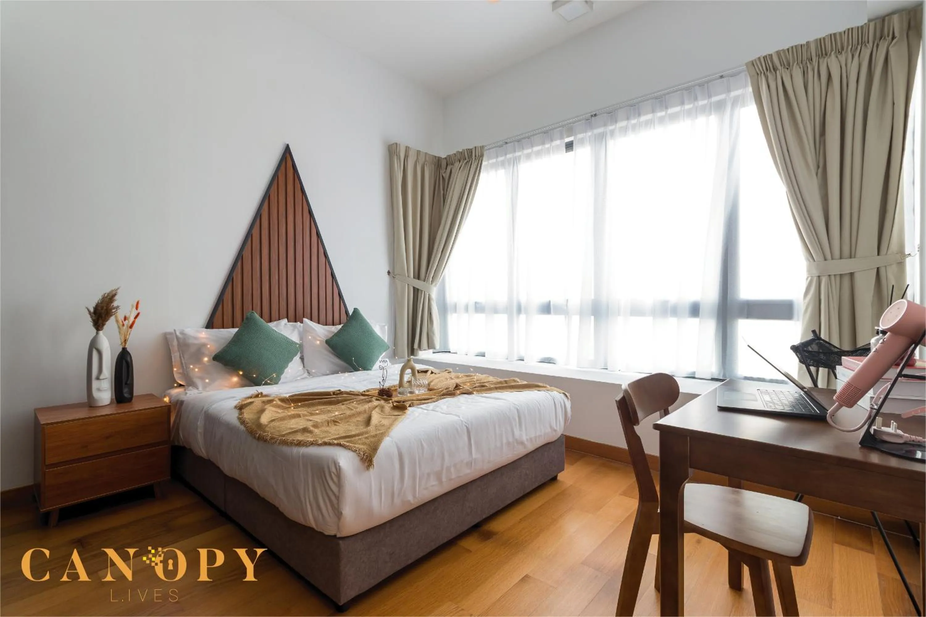 Bed in The Luxe & The Colony, KLCC