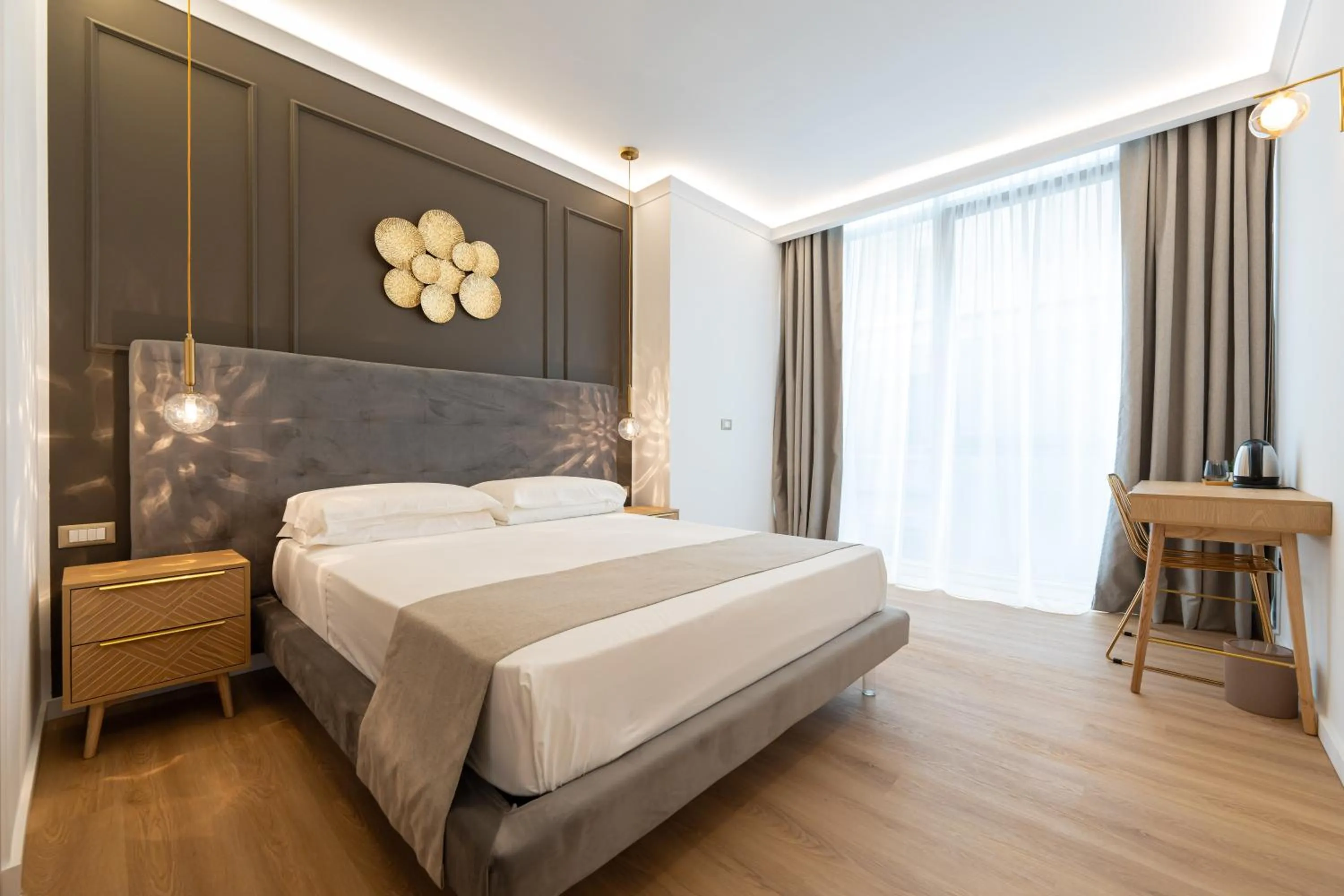 Bed in Toledo Relais Suites - By Pera Rooms Collection