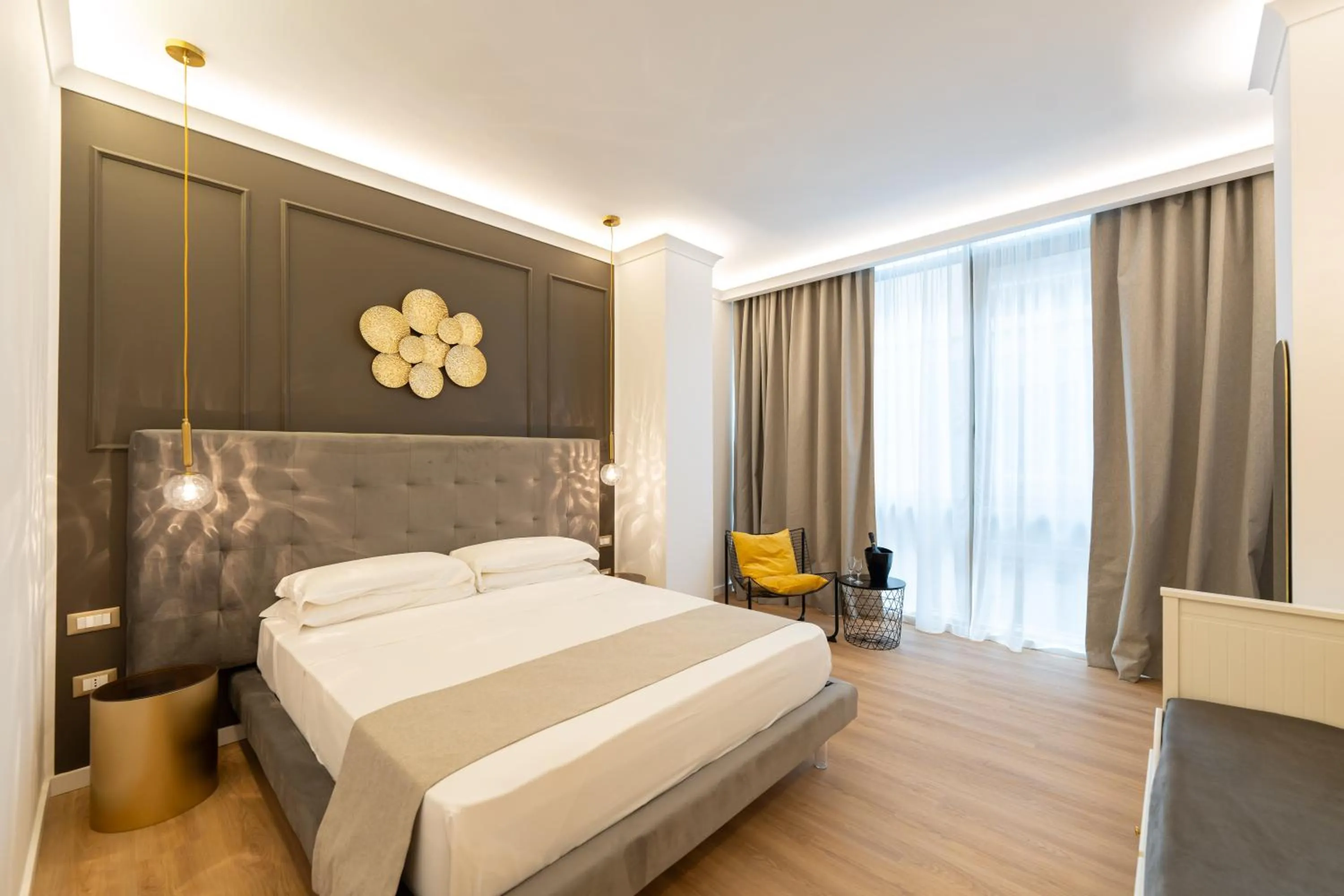 Bed in Toledo Relais Suites - By Pera Rooms Collection