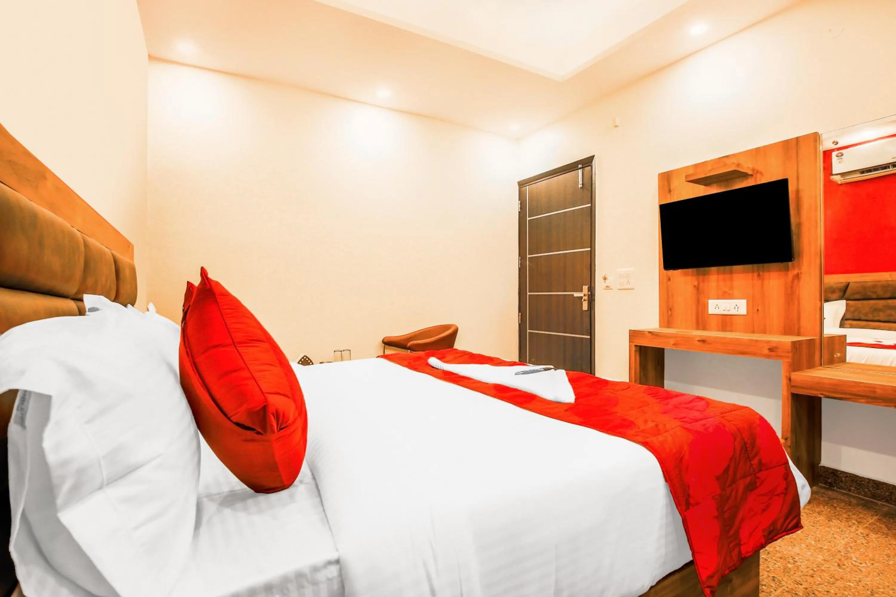 Bed in Embellish Inn