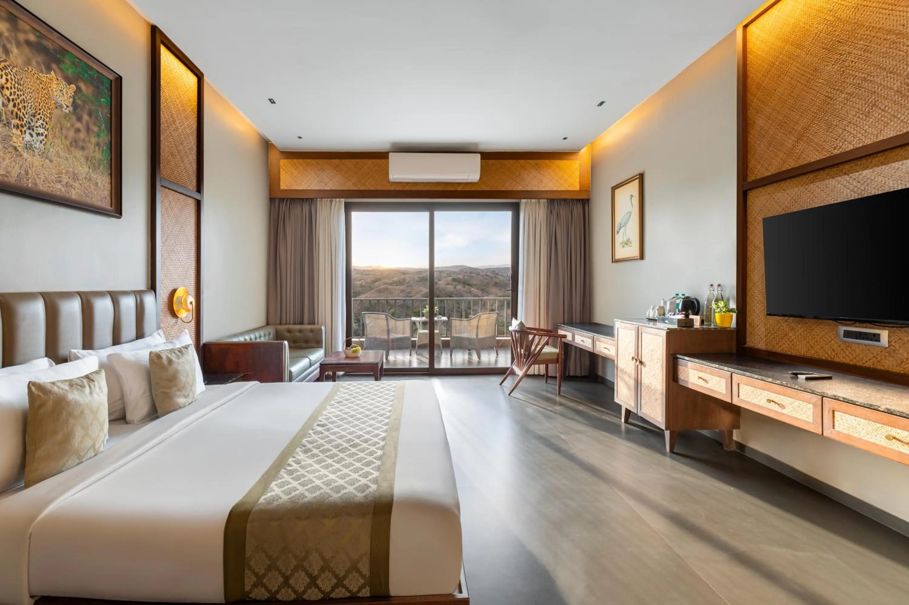 Bed in Sajjan Bagh Resort Kumbhalgarh