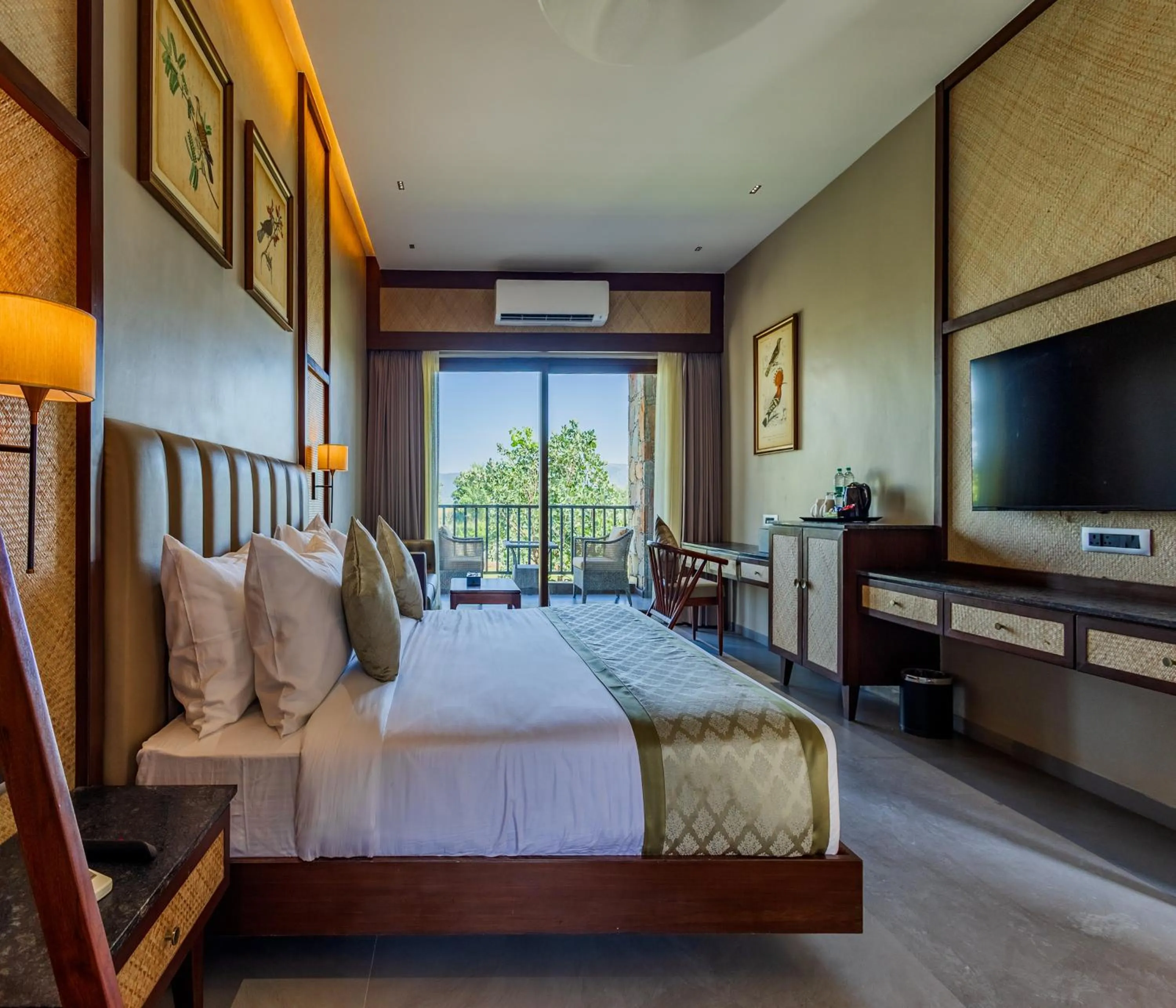 Bed in Sajjan Bagh Resort Kumbhalgarh