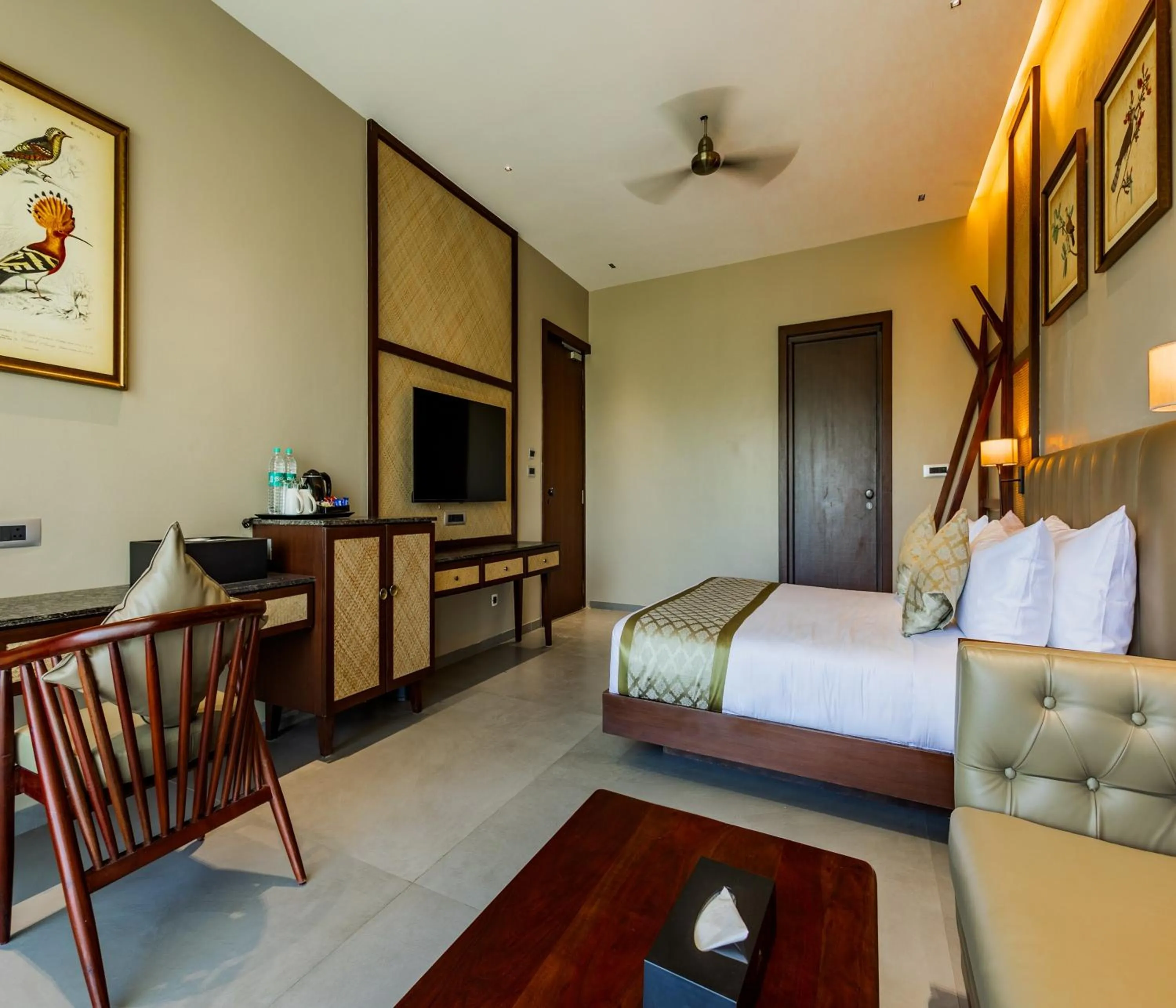 Communal lounge/ TV room, Bed in Sajjan Bagh Resort Kumbhalgarh