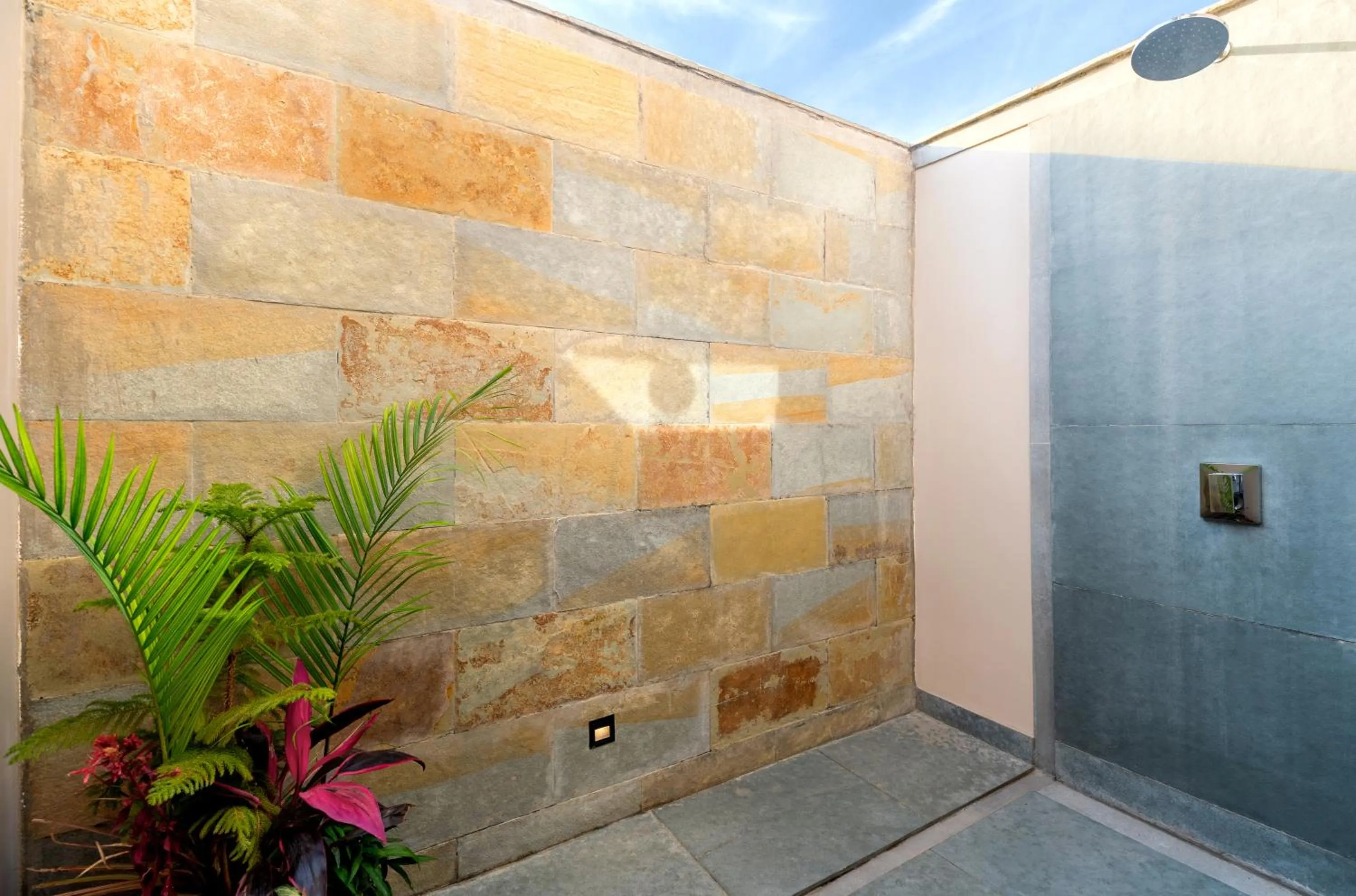 Open Air Bath in Sajjan Bagh Resort Kumbhalgarh