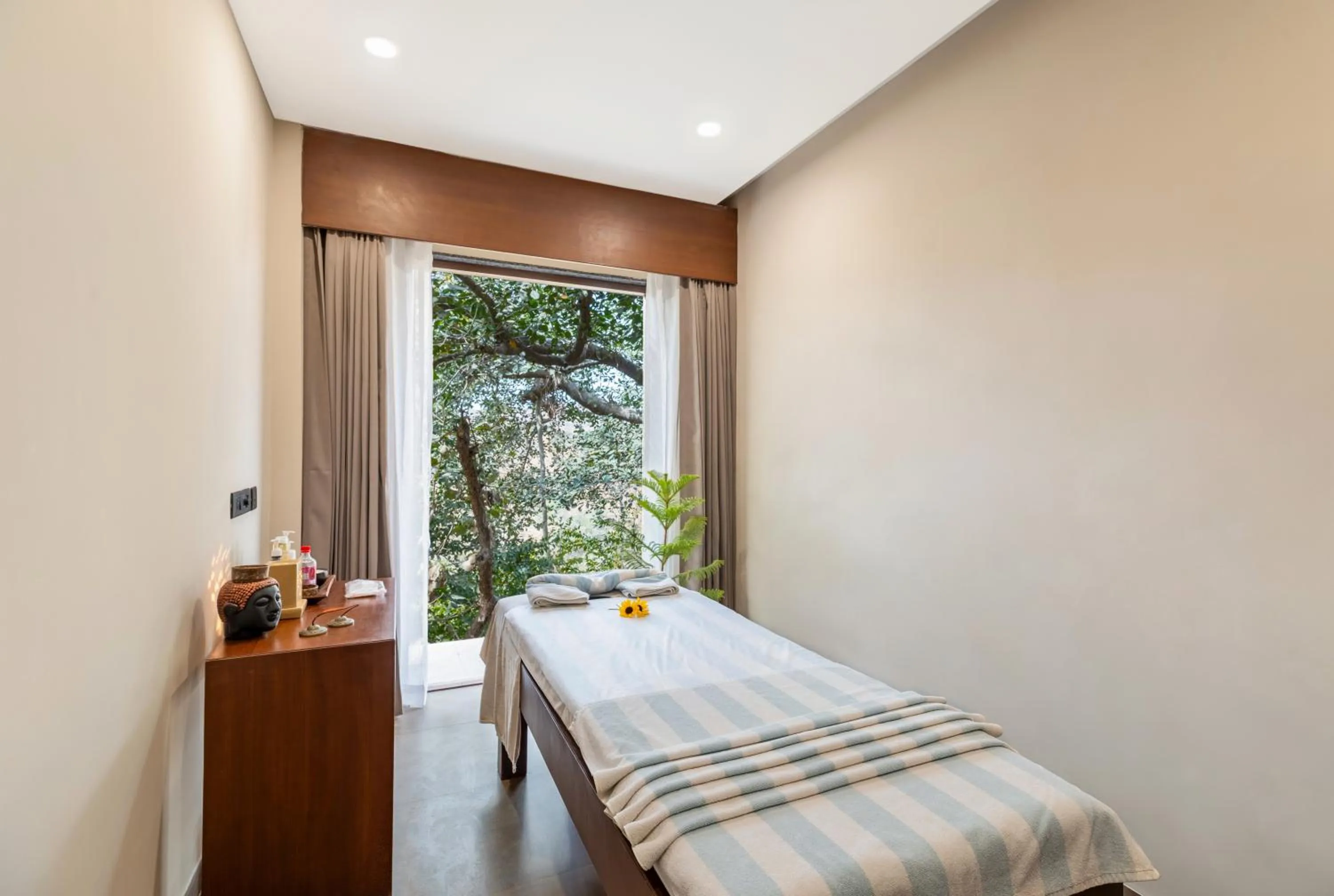 Spa and wellness centre/facilities, Bed in Sajjan Bagh Resort Kumbhalgarh