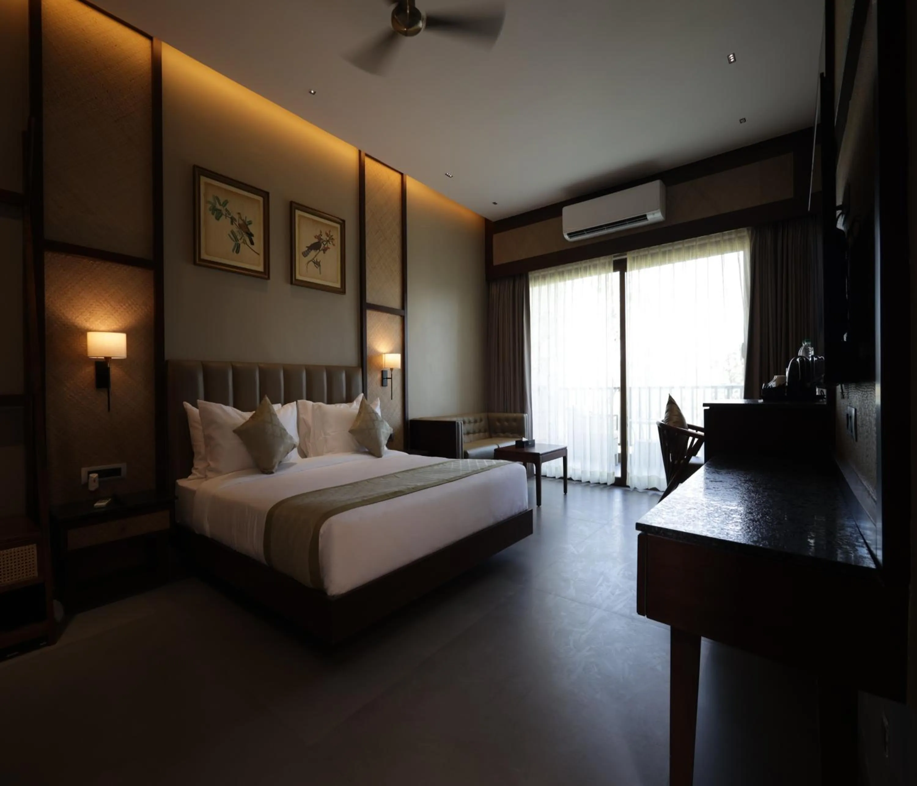 Photo of the whole room, Bed in Sajjan Bagh Resort Kumbhalgarh