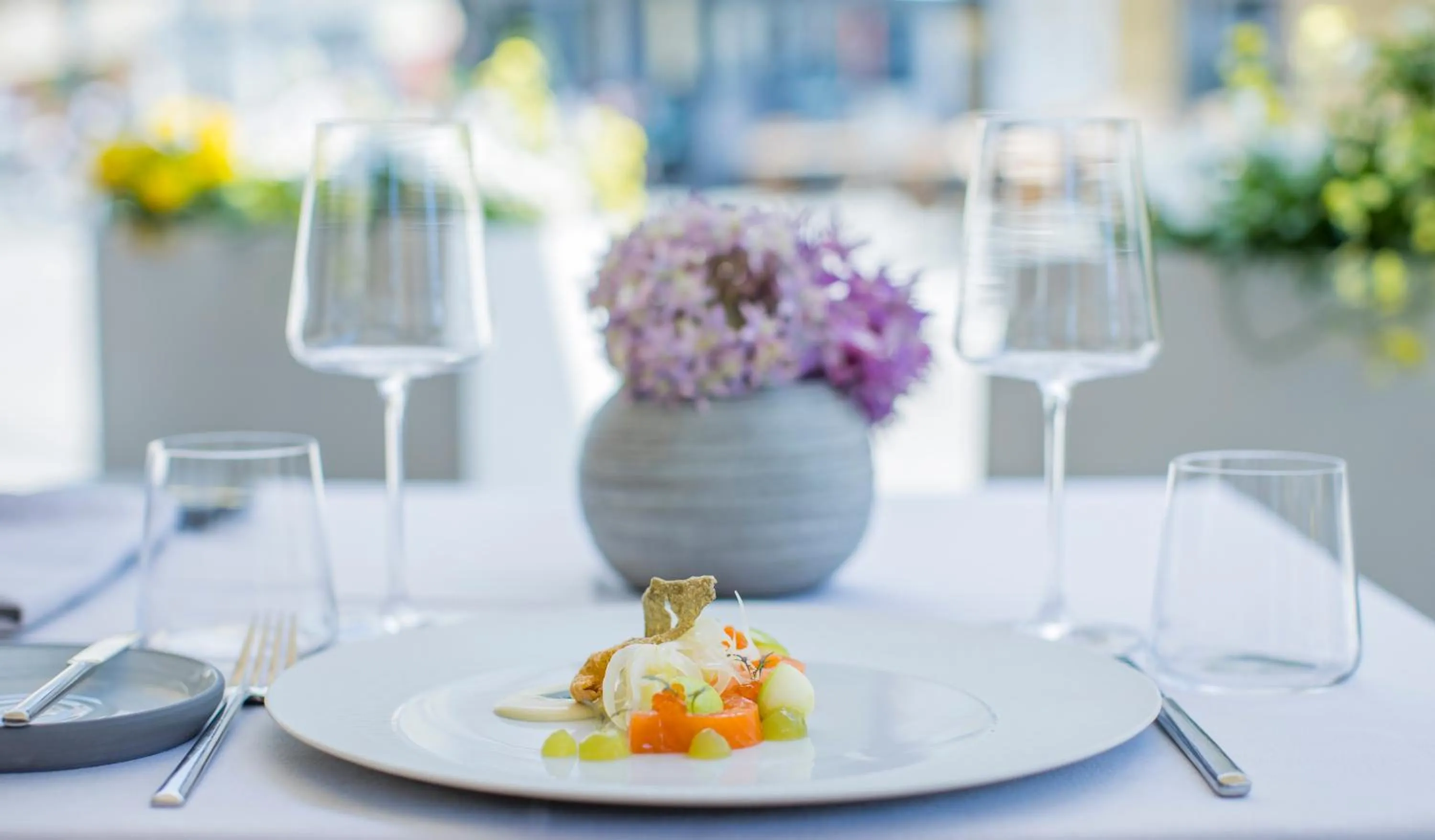 Restaurant/places to eat in Iris Porsche Hotel & Restaurant