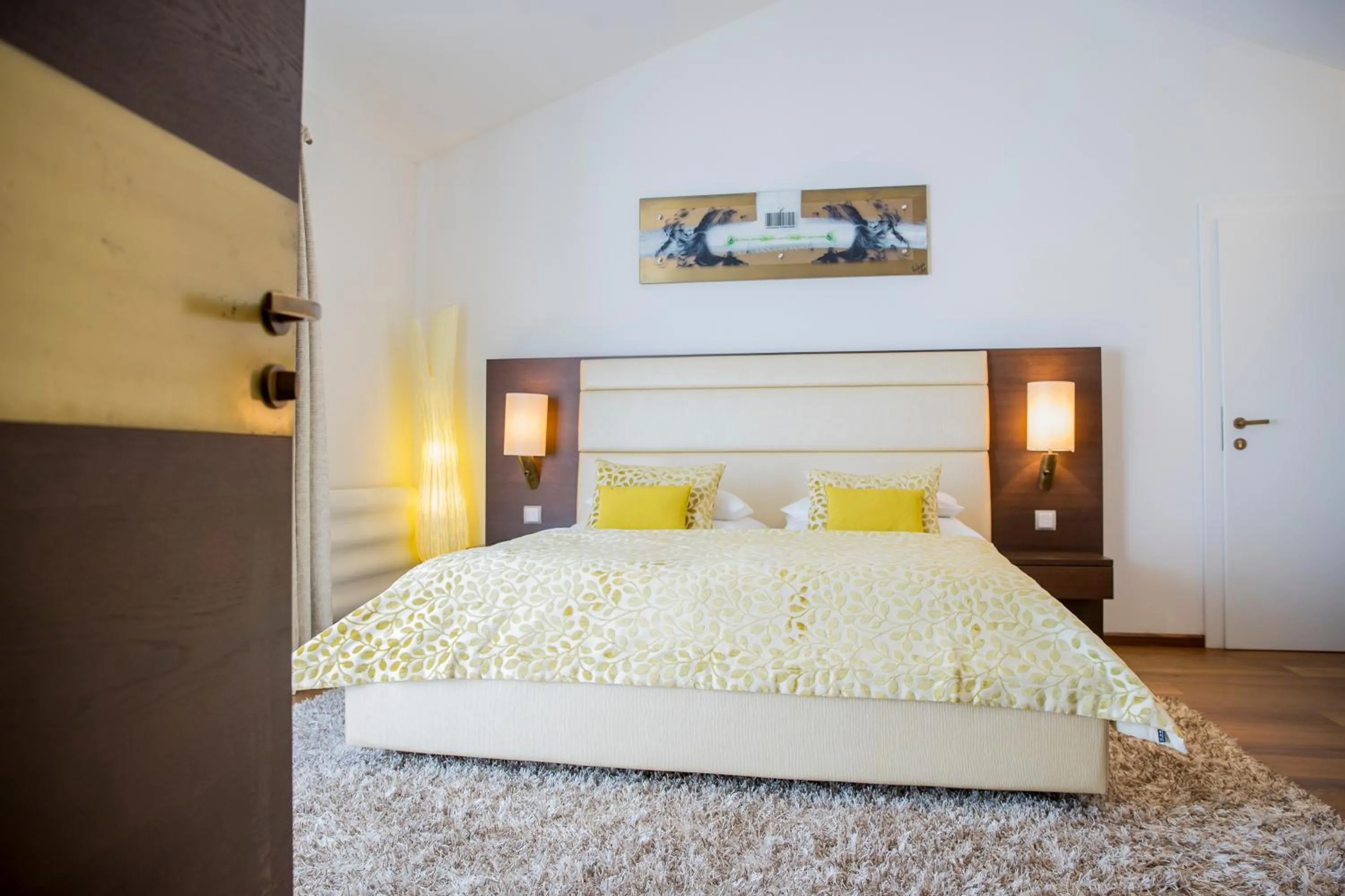 Photo of the whole room in Iris Porsche Hotel & Restaurant