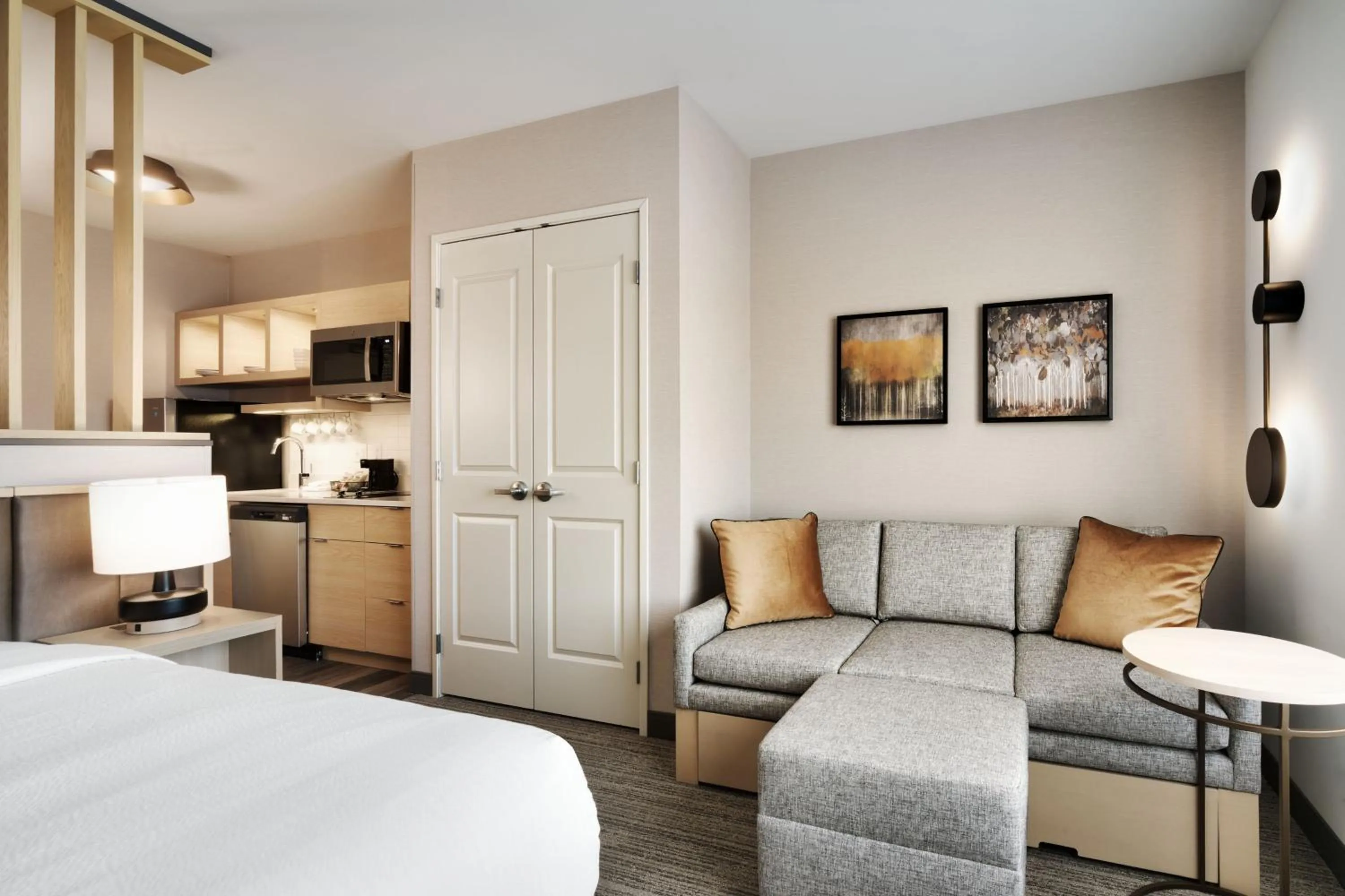 Bedroom, Bed in TownePlace Suites by Marriott Show Low