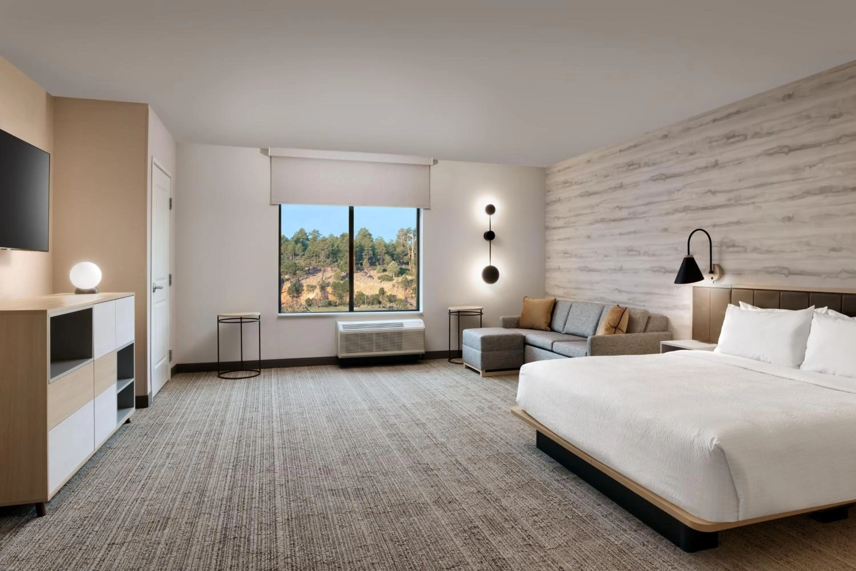 Photo of the whole room, Bed in TownePlace Suites by Marriott Show Low