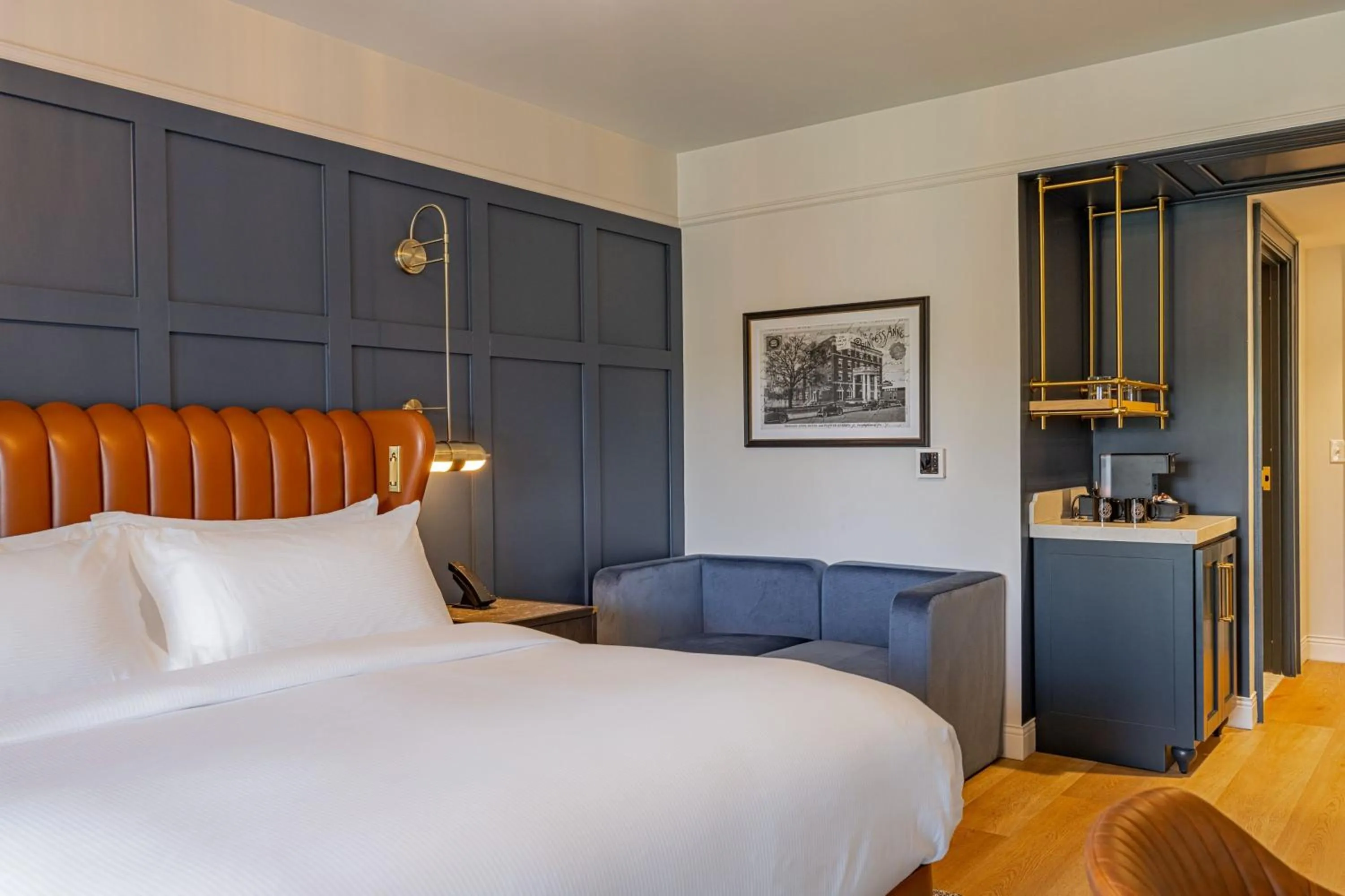 Photo of the whole room, Bed in The Publisher, Downtown Fredericksburg, a Tribute Portfolio Hotel